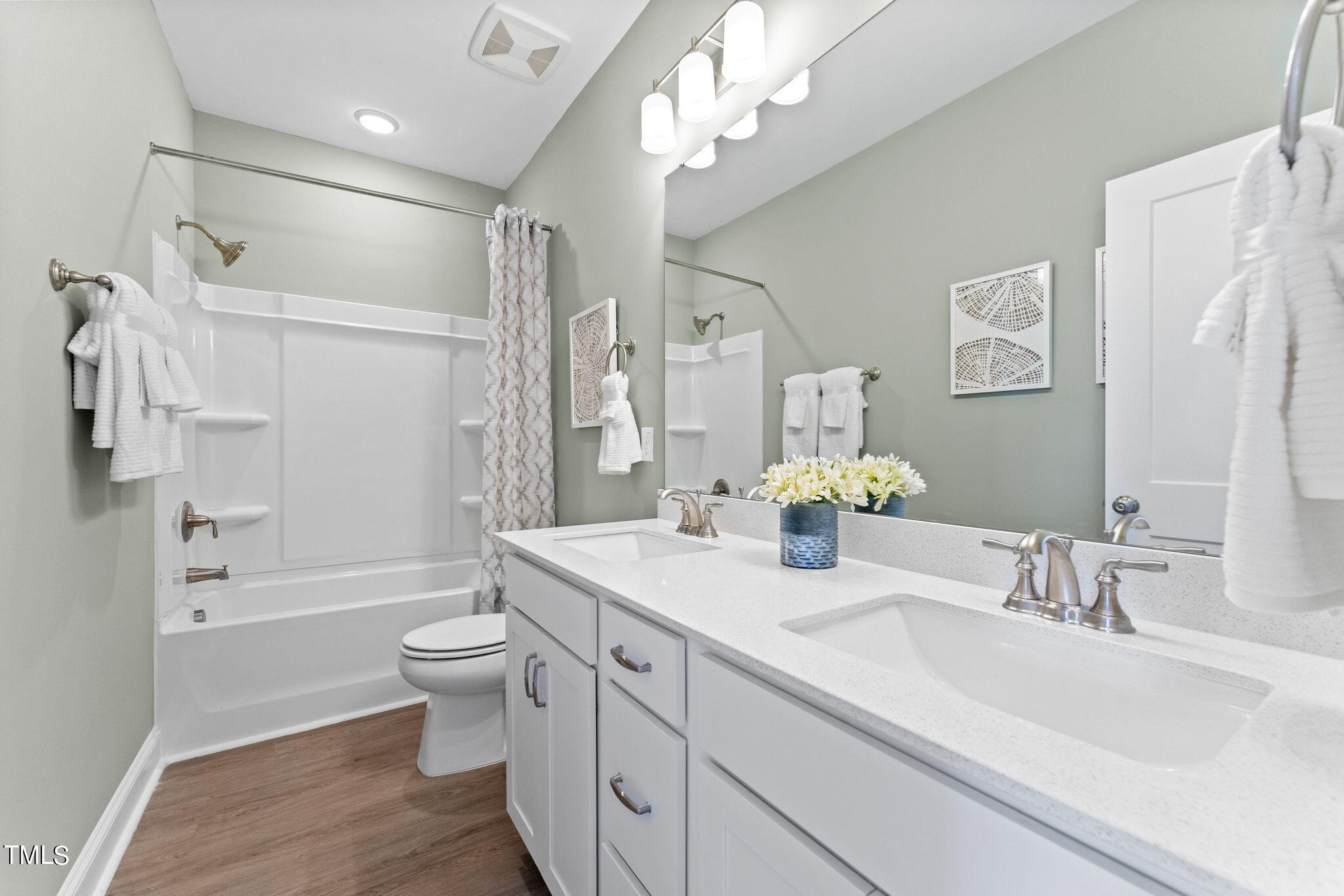 1213 S Blount Street # 201