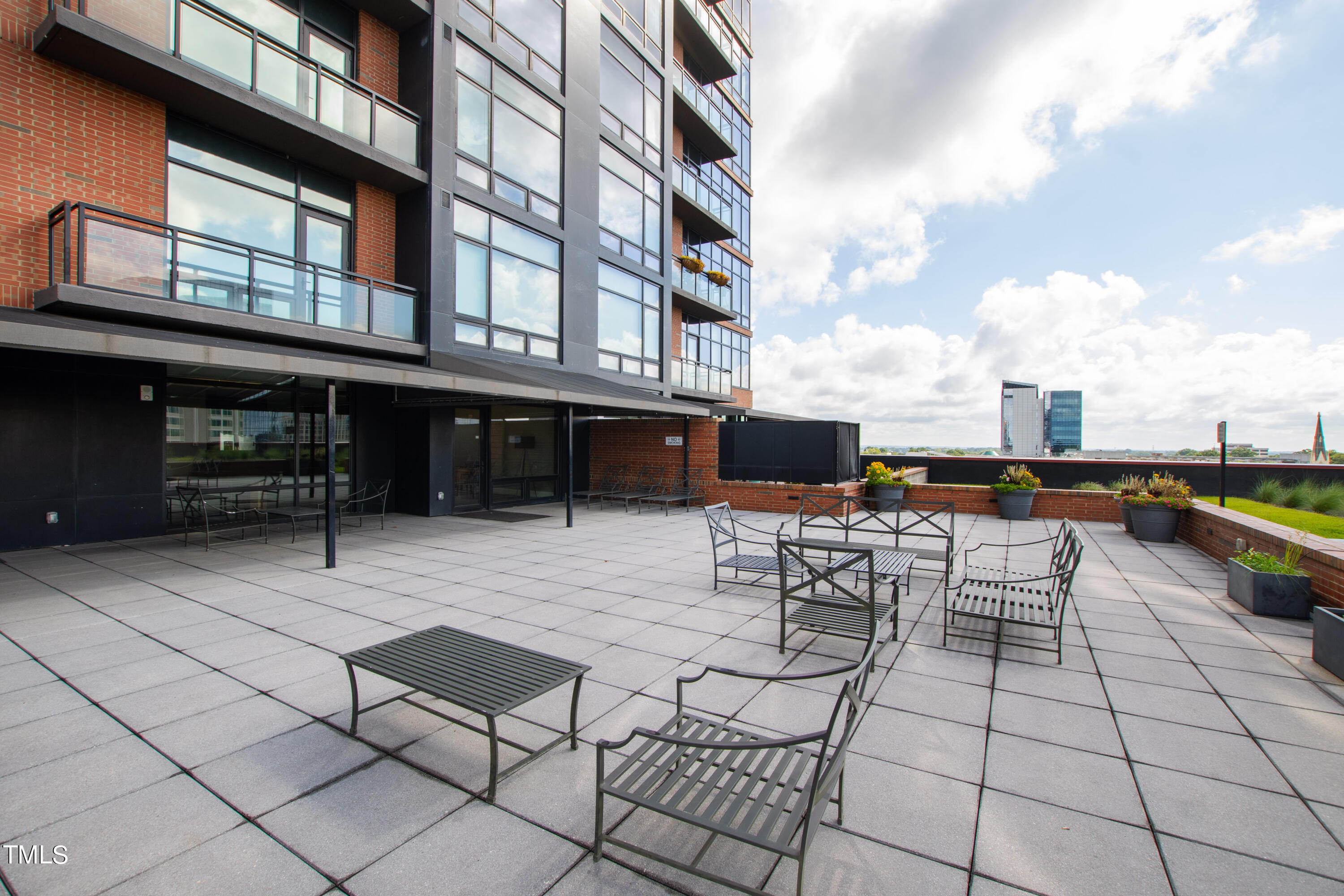 122 N Harrington Street # 1215
