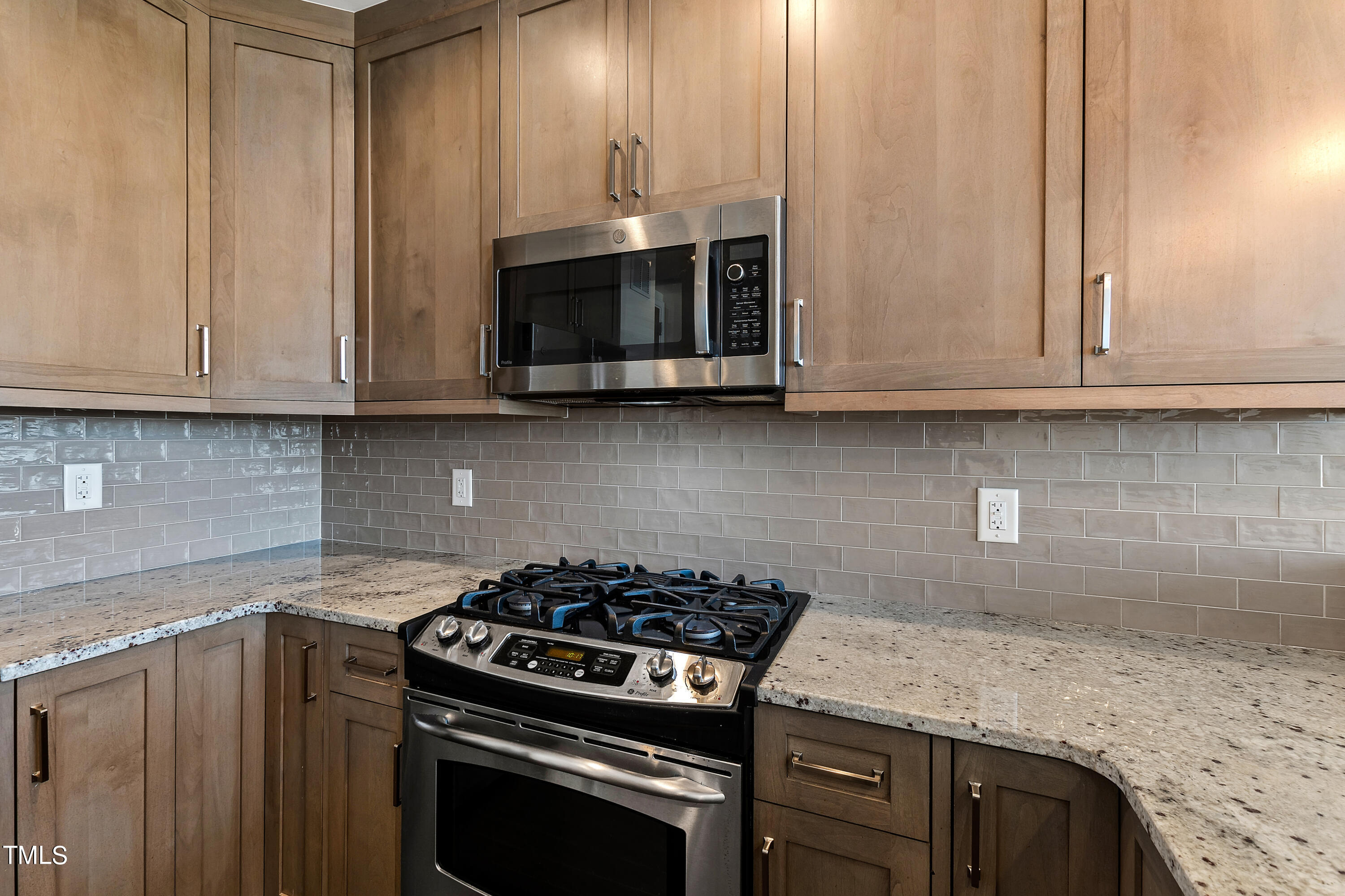122 N Harrington Street # 1215