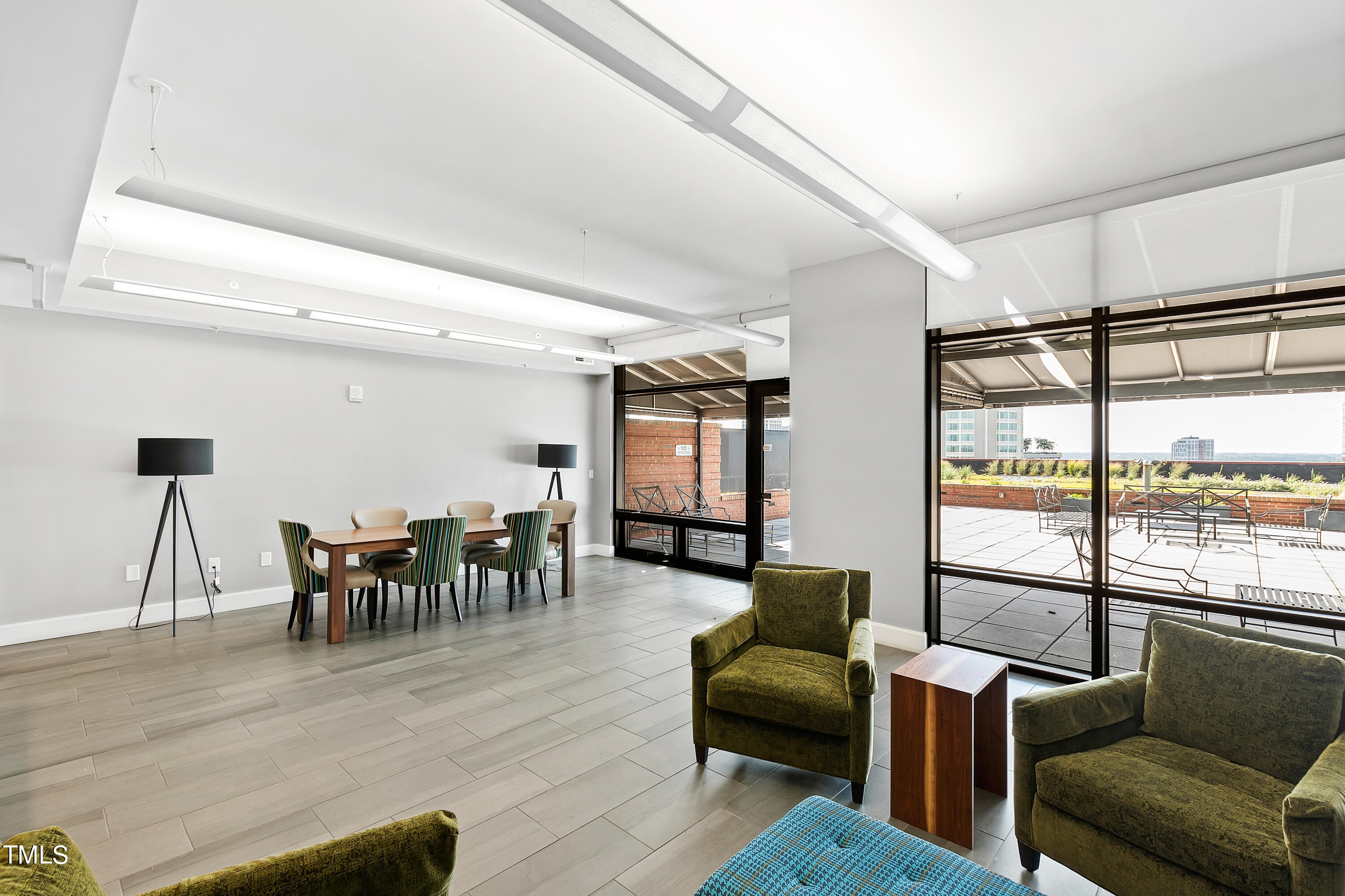 122 N Harrington Street # 1215