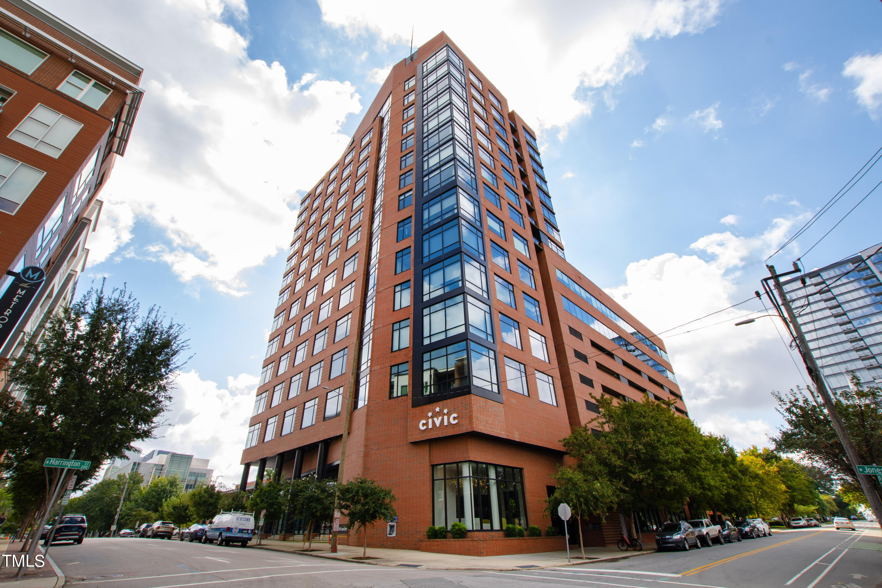 122 N Harrington Street # 1215