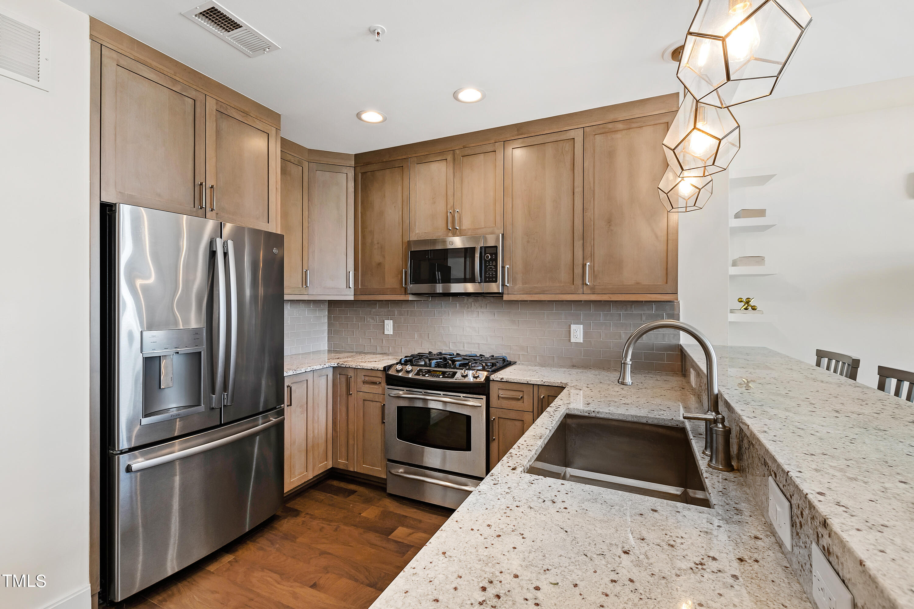 122 N Harrington Street # 1215