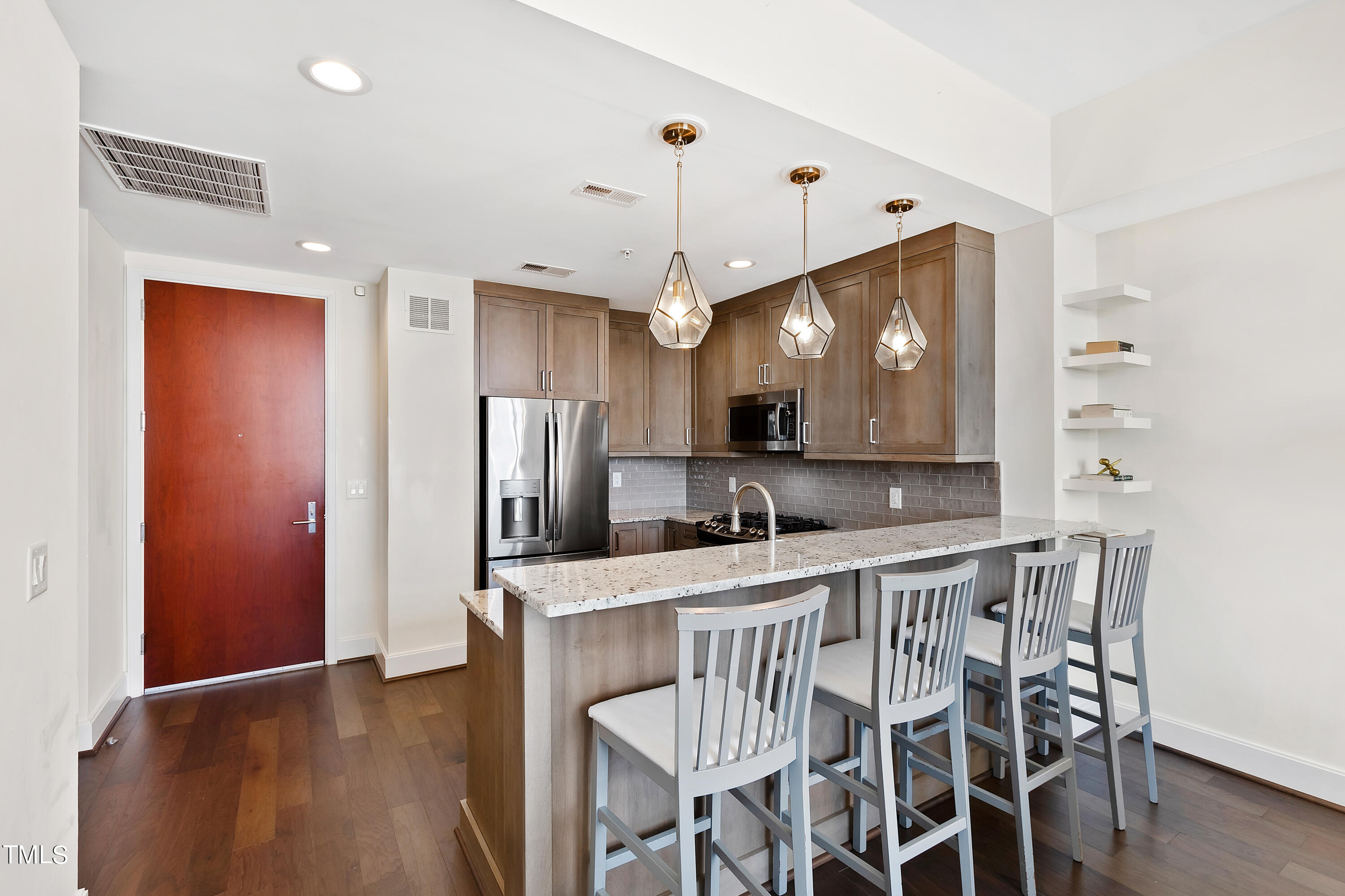122 N Harrington Street # 1215