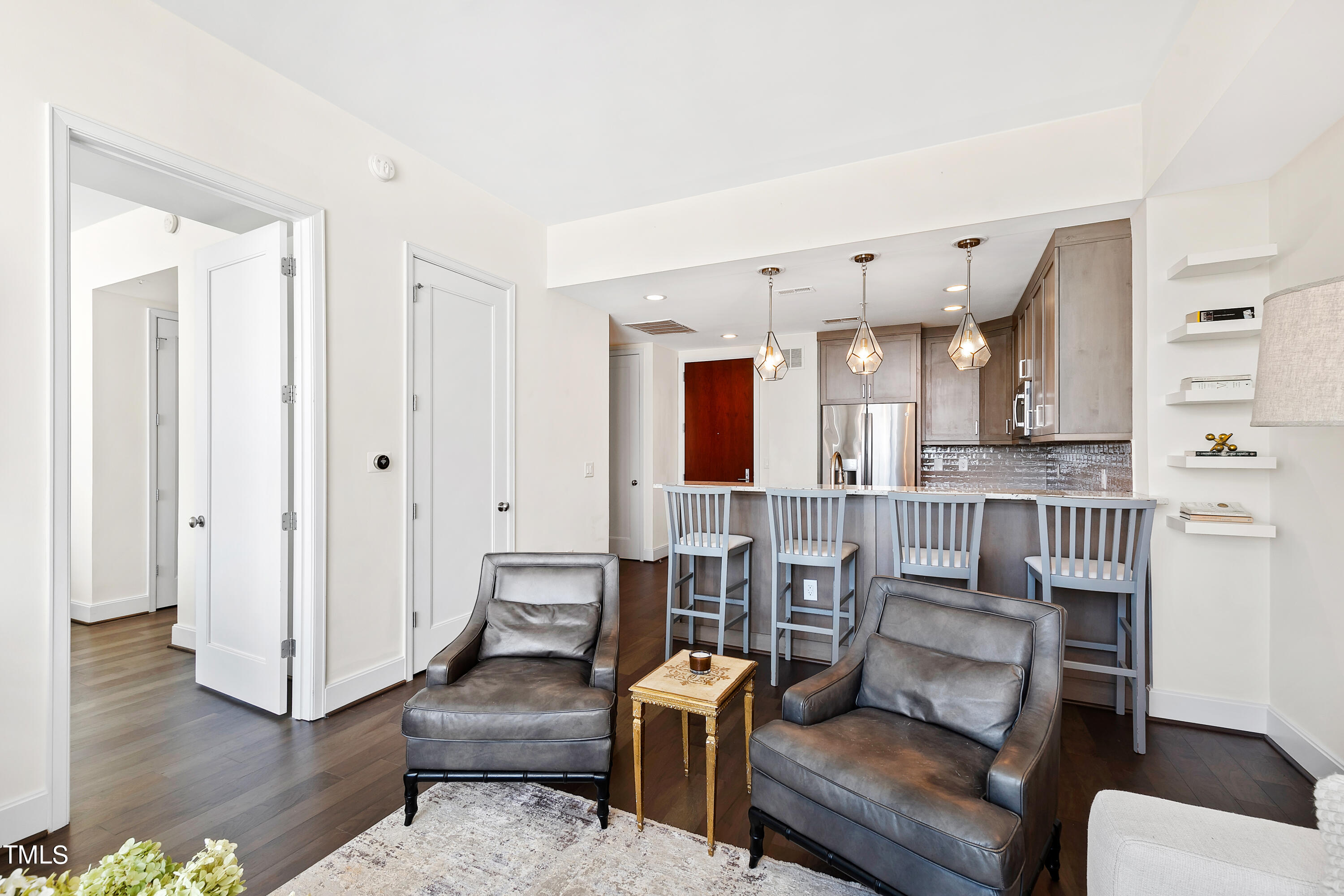 122 N Harrington Street # 1215