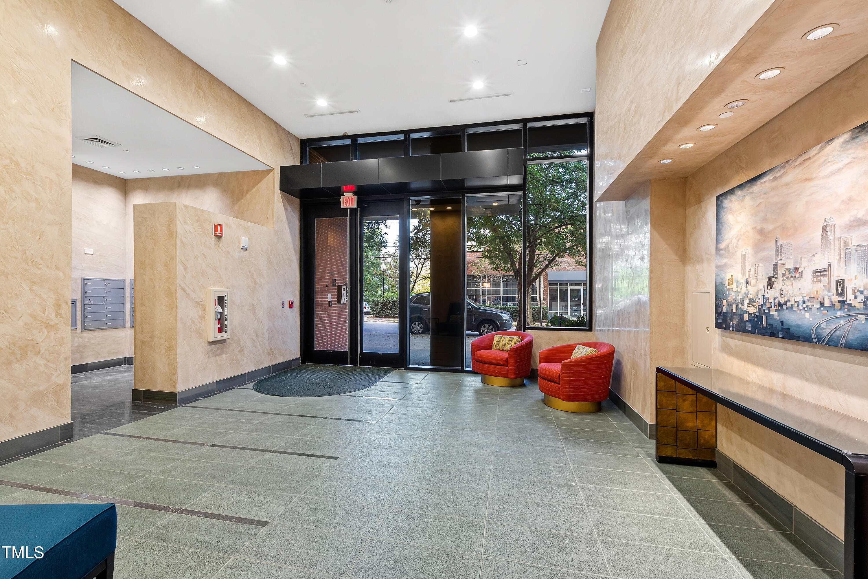 122 N Harrington Street # 1215