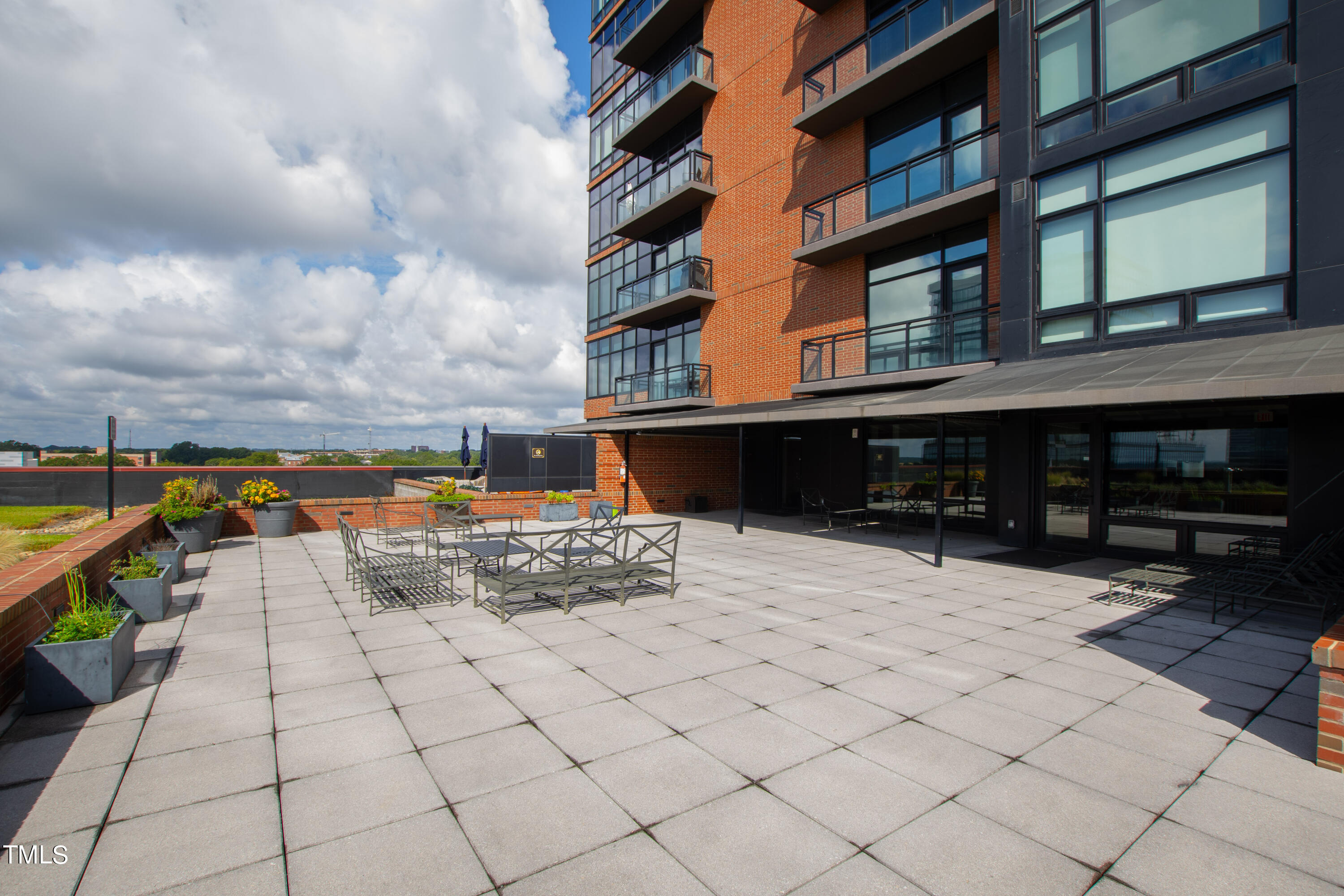 122 N Harrington Street # 1215