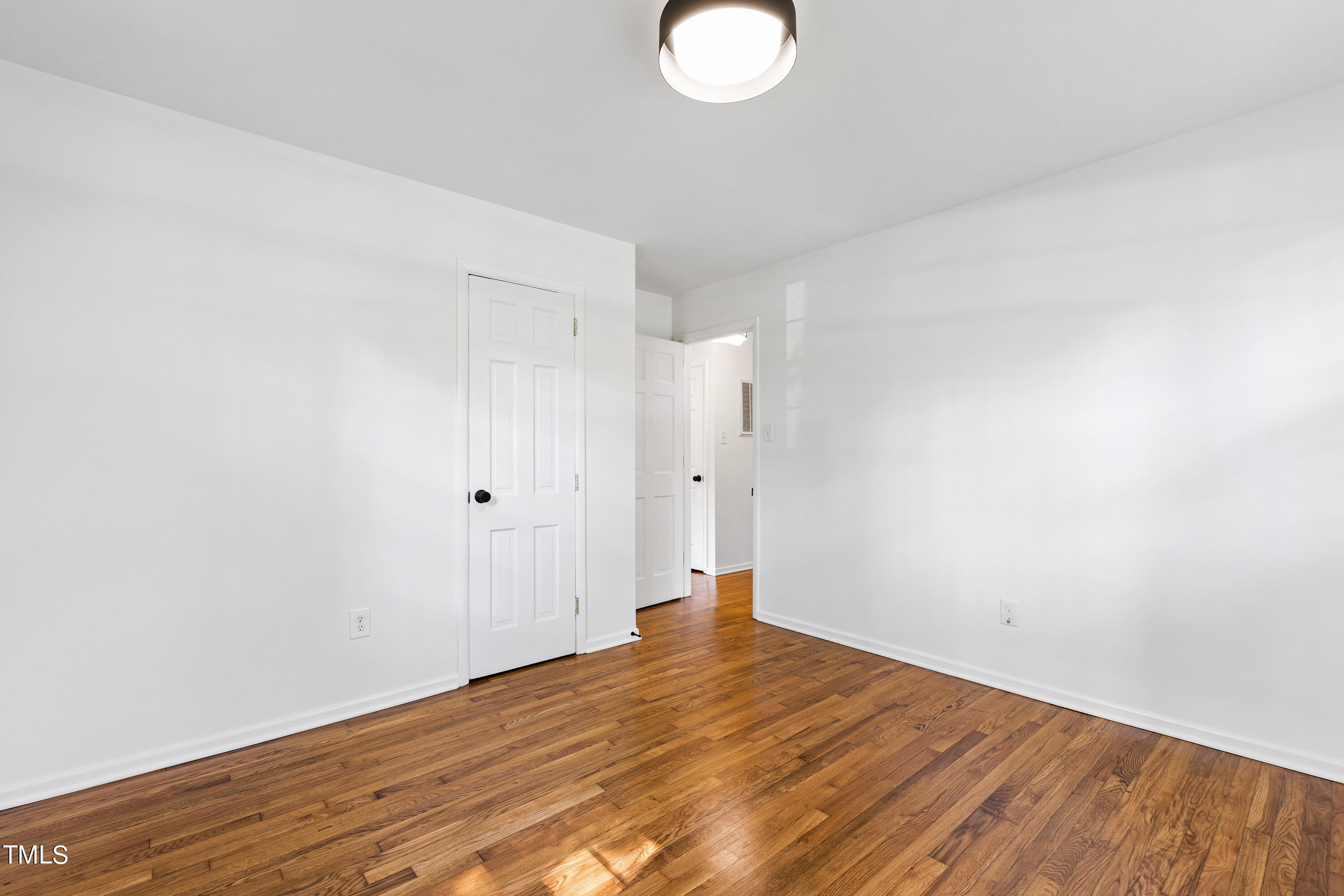 3505 Apache Drive