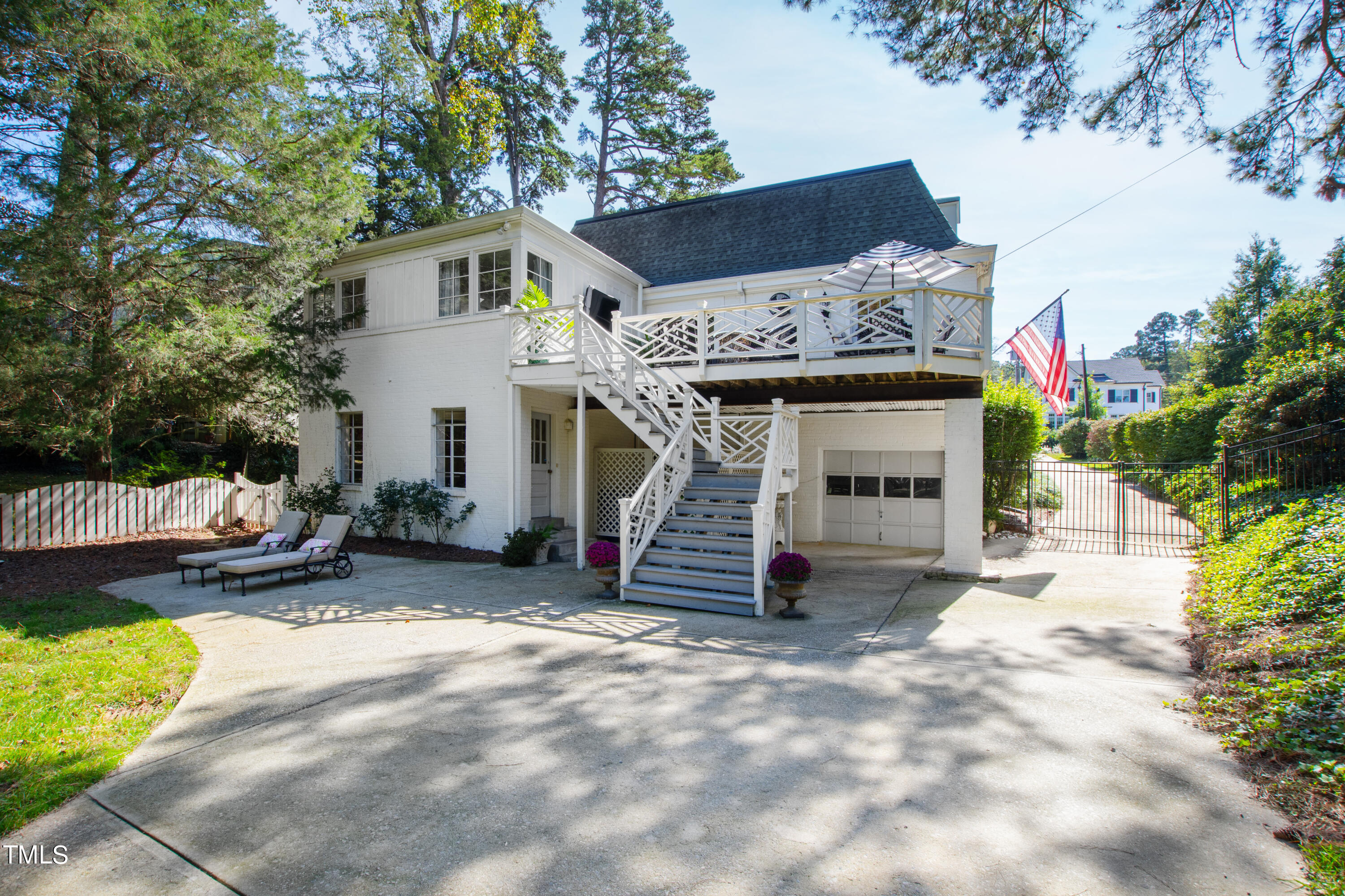 2618 Churchill Road