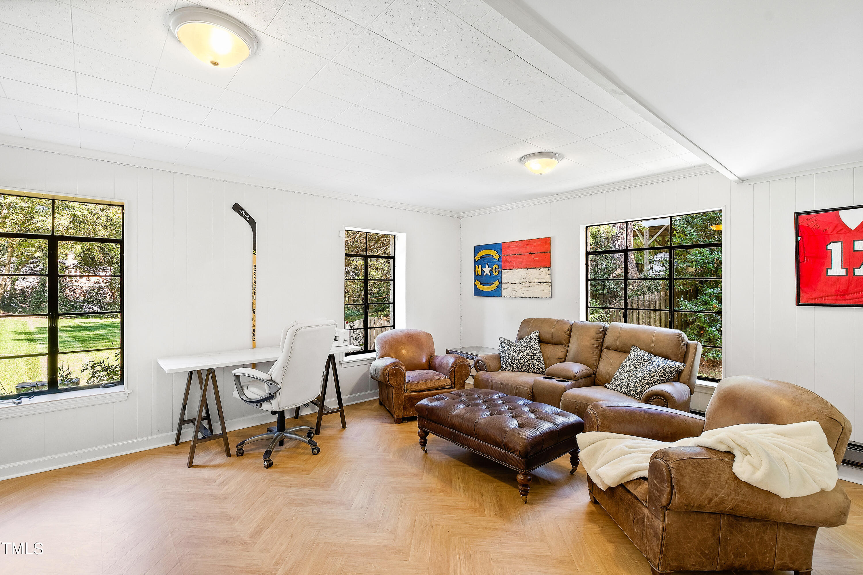 2618 Churchill Road