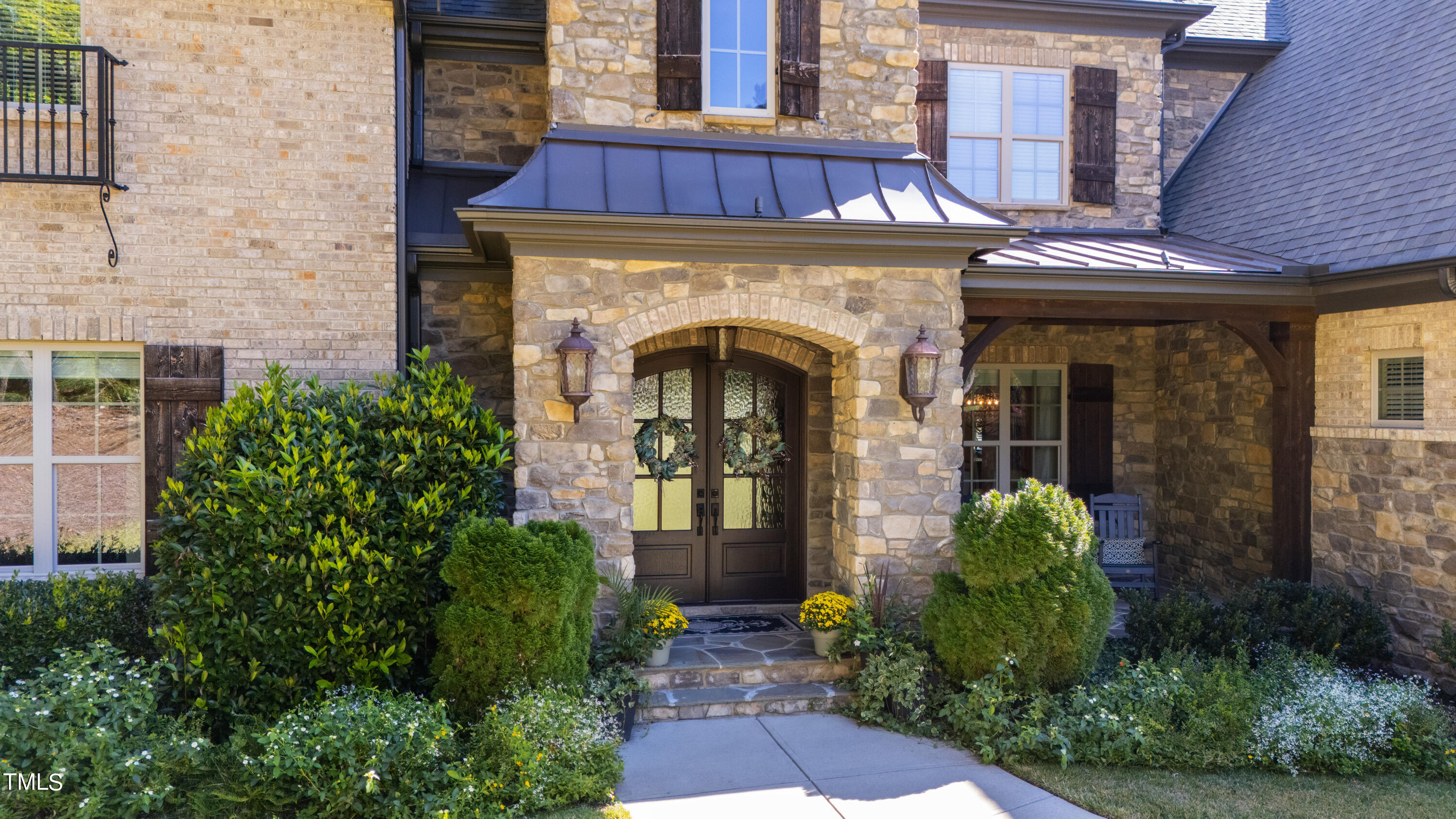 2117 Blue Haven Court
