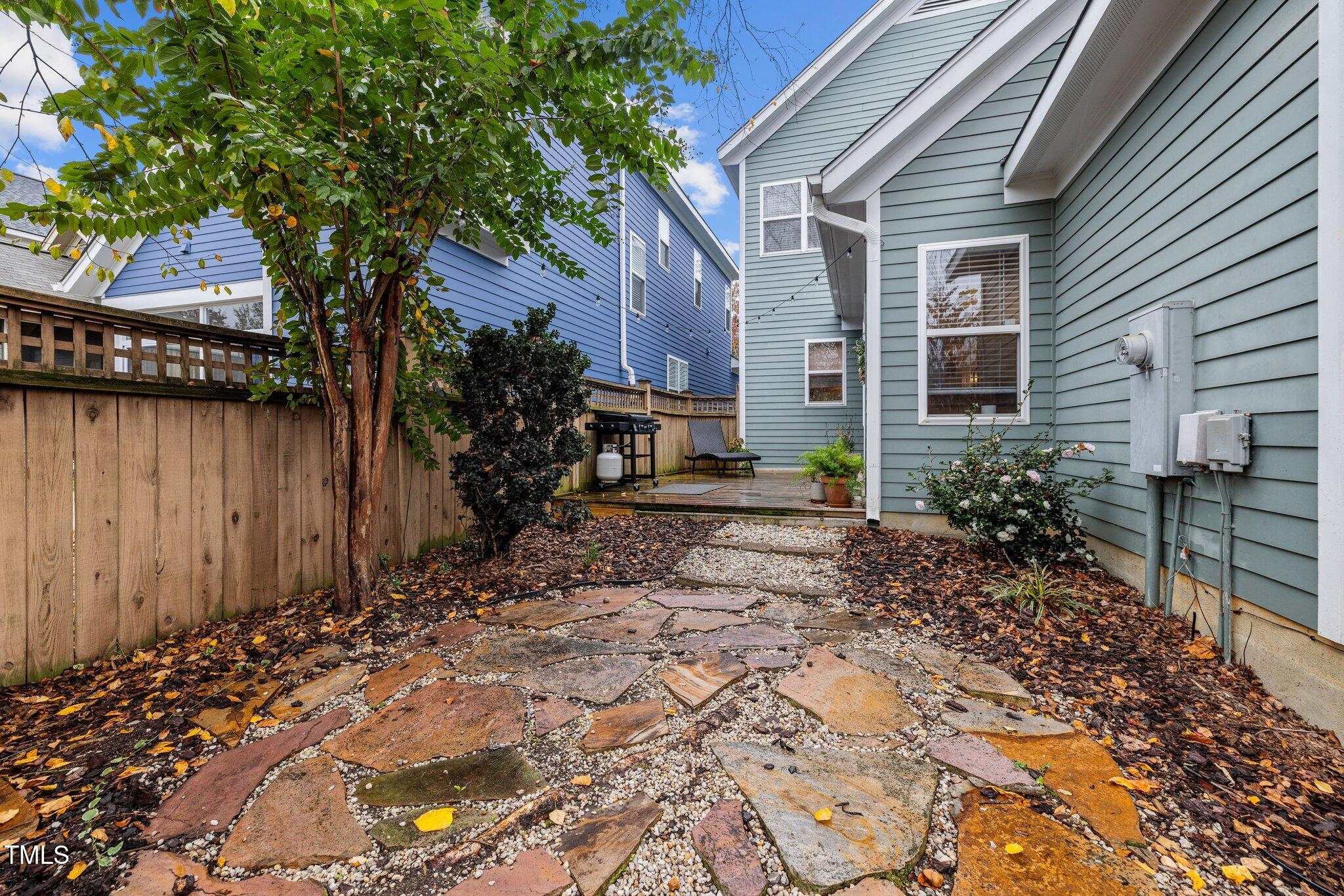 11010 Connally Lane