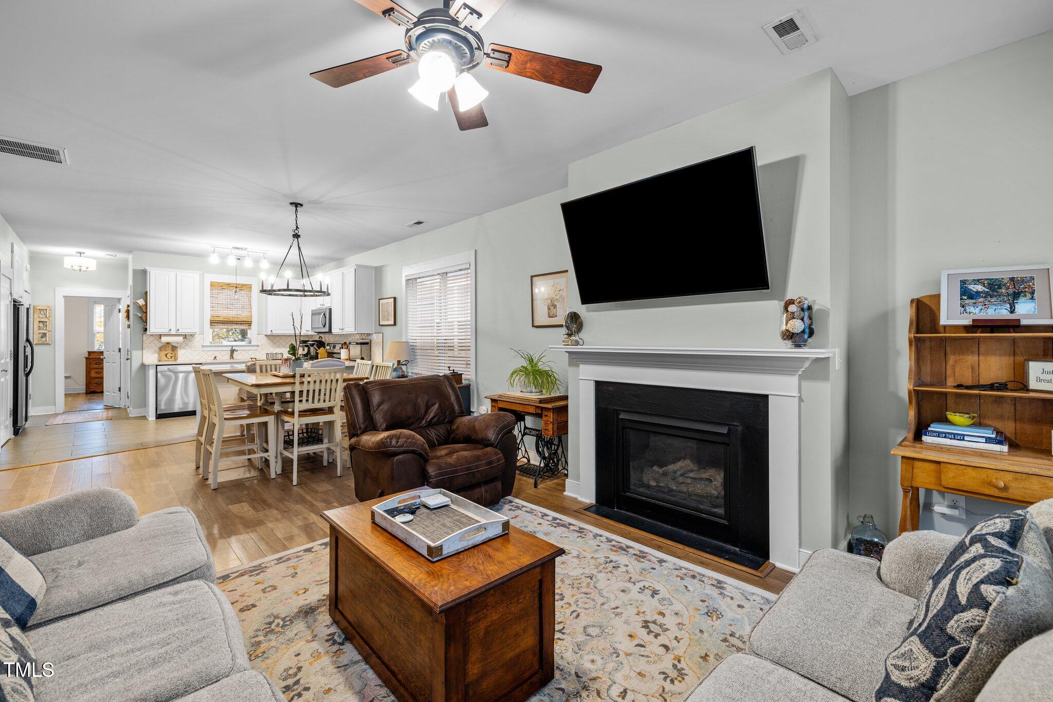 11010 Connally Lane