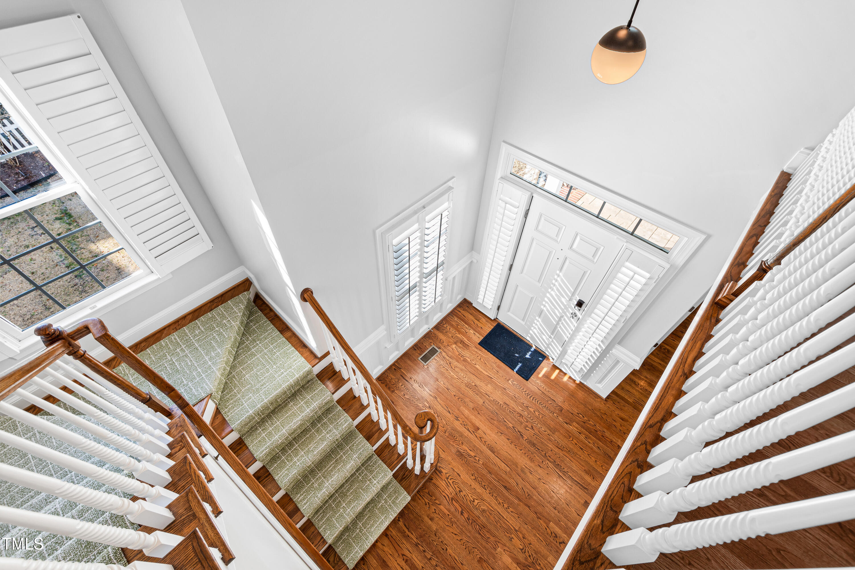 4213 Falls River Avenue