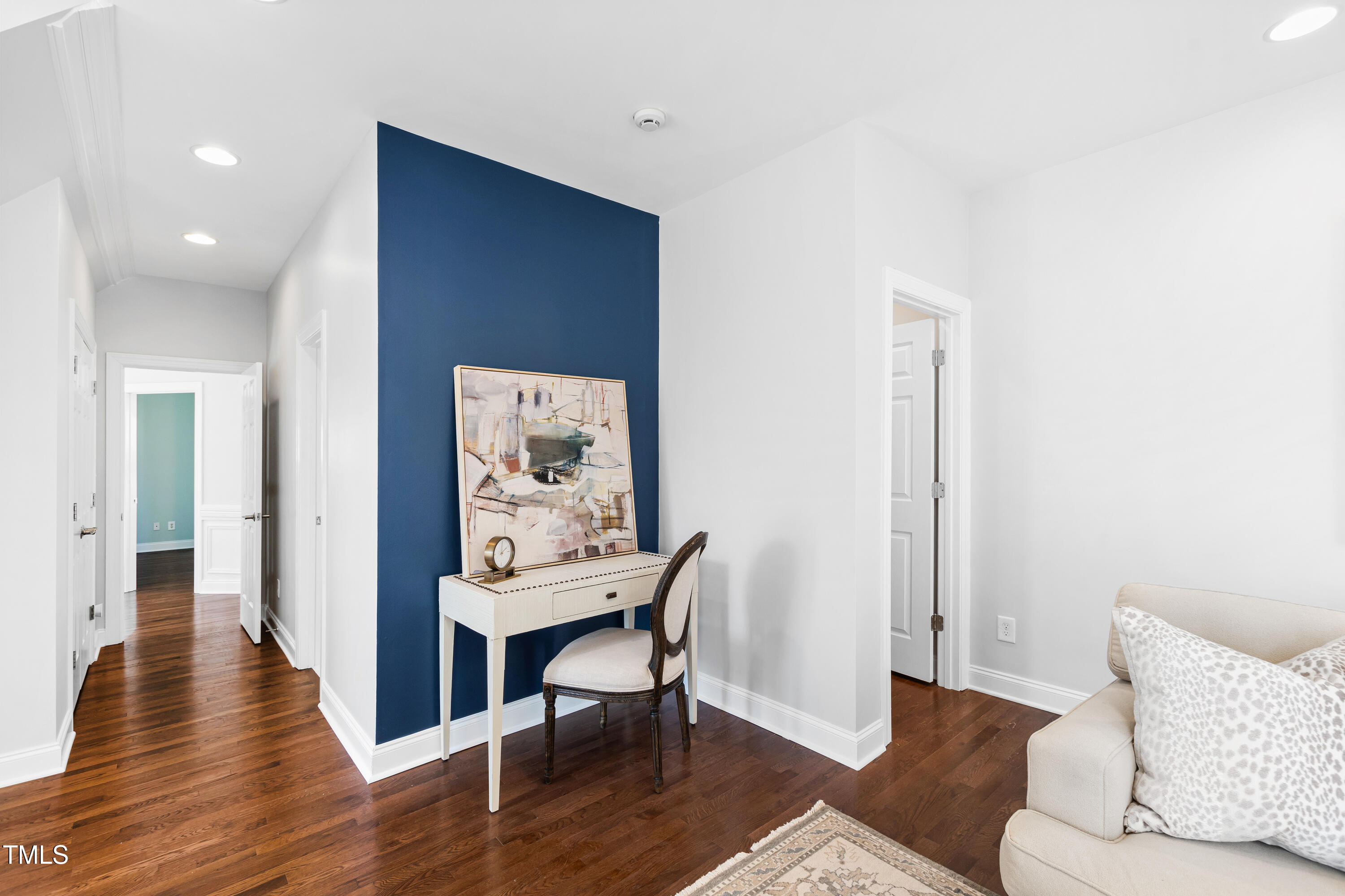 4213 Falls River Avenue