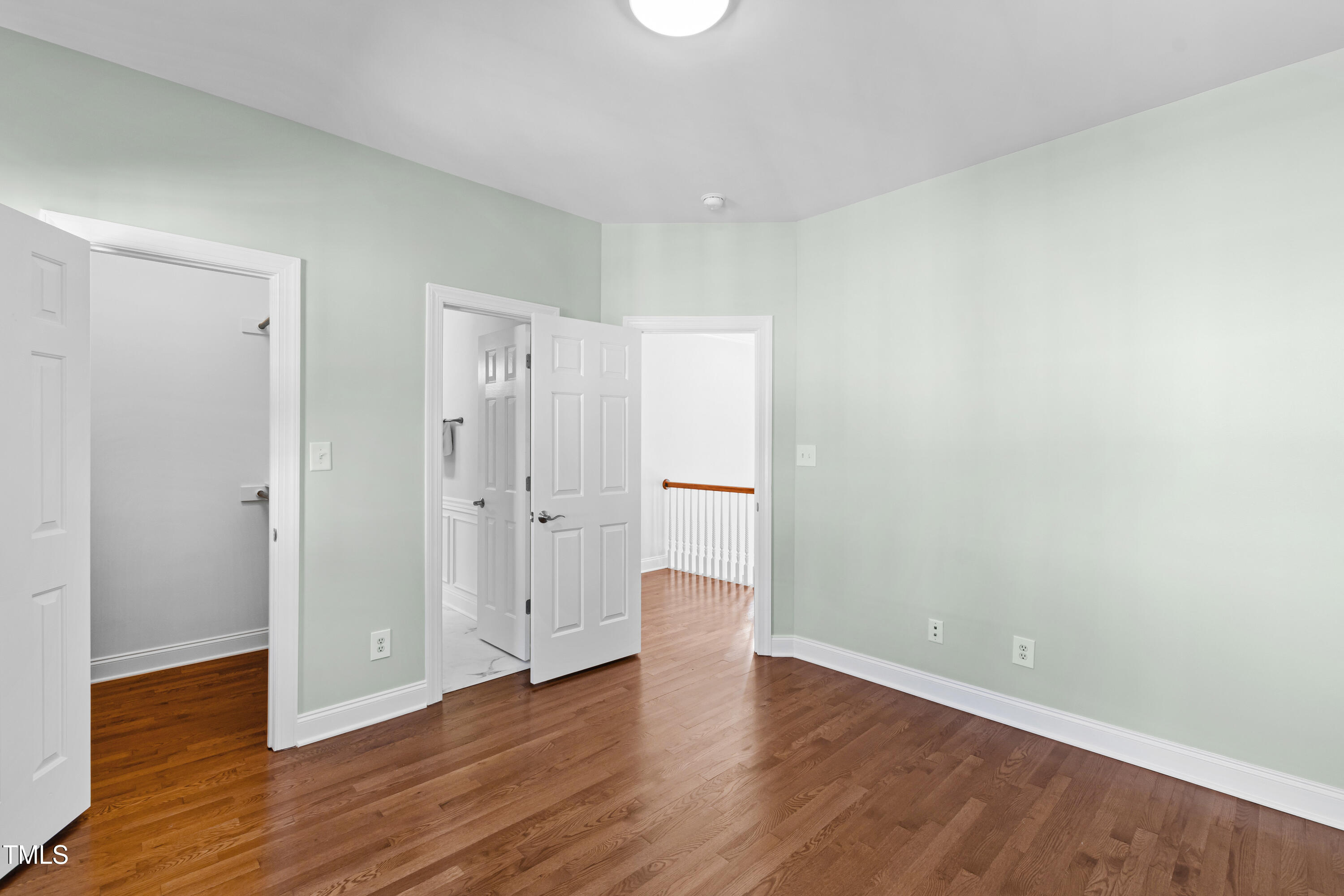 4213 Falls River Avenue