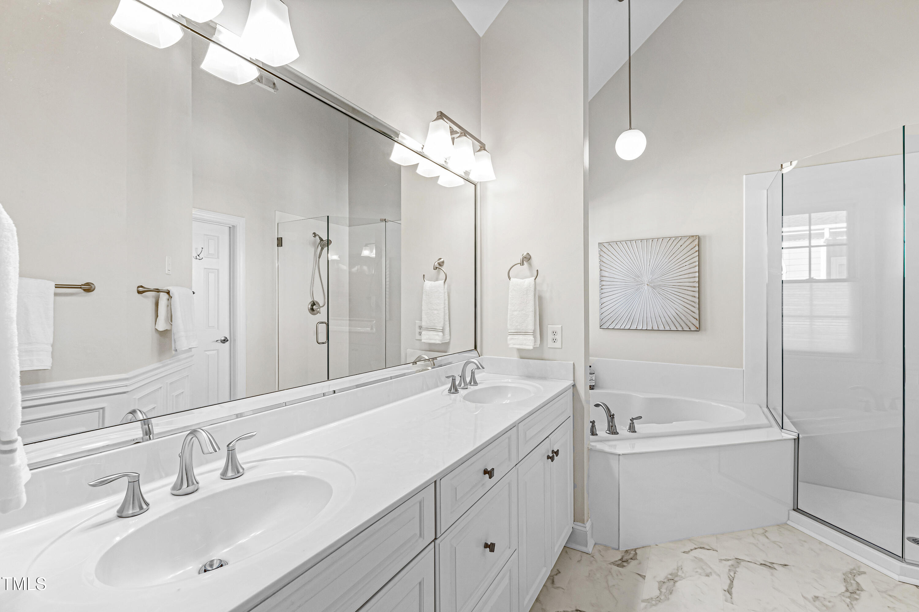 4213 Falls River Avenue