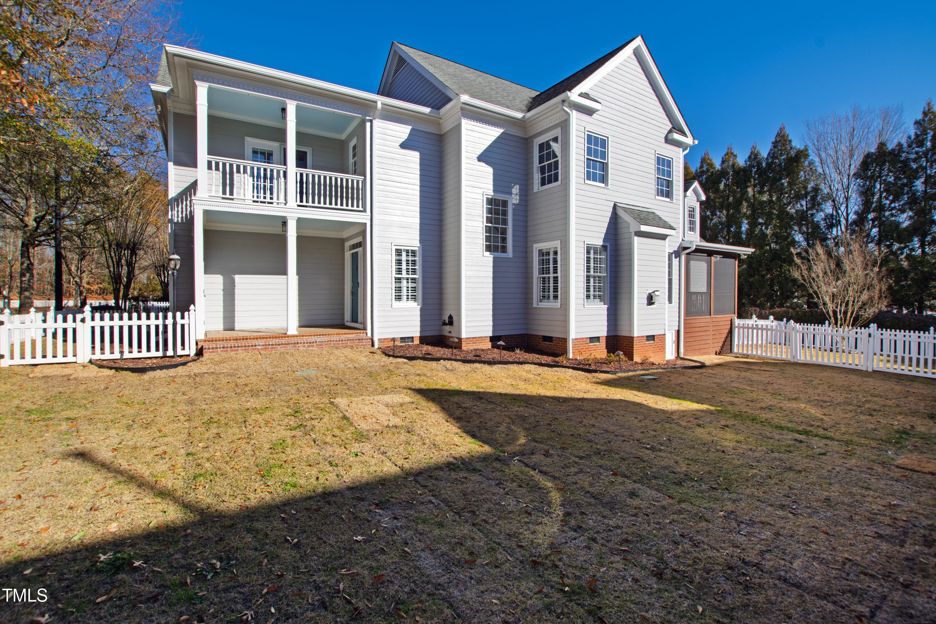 4213 Falls River Avenue