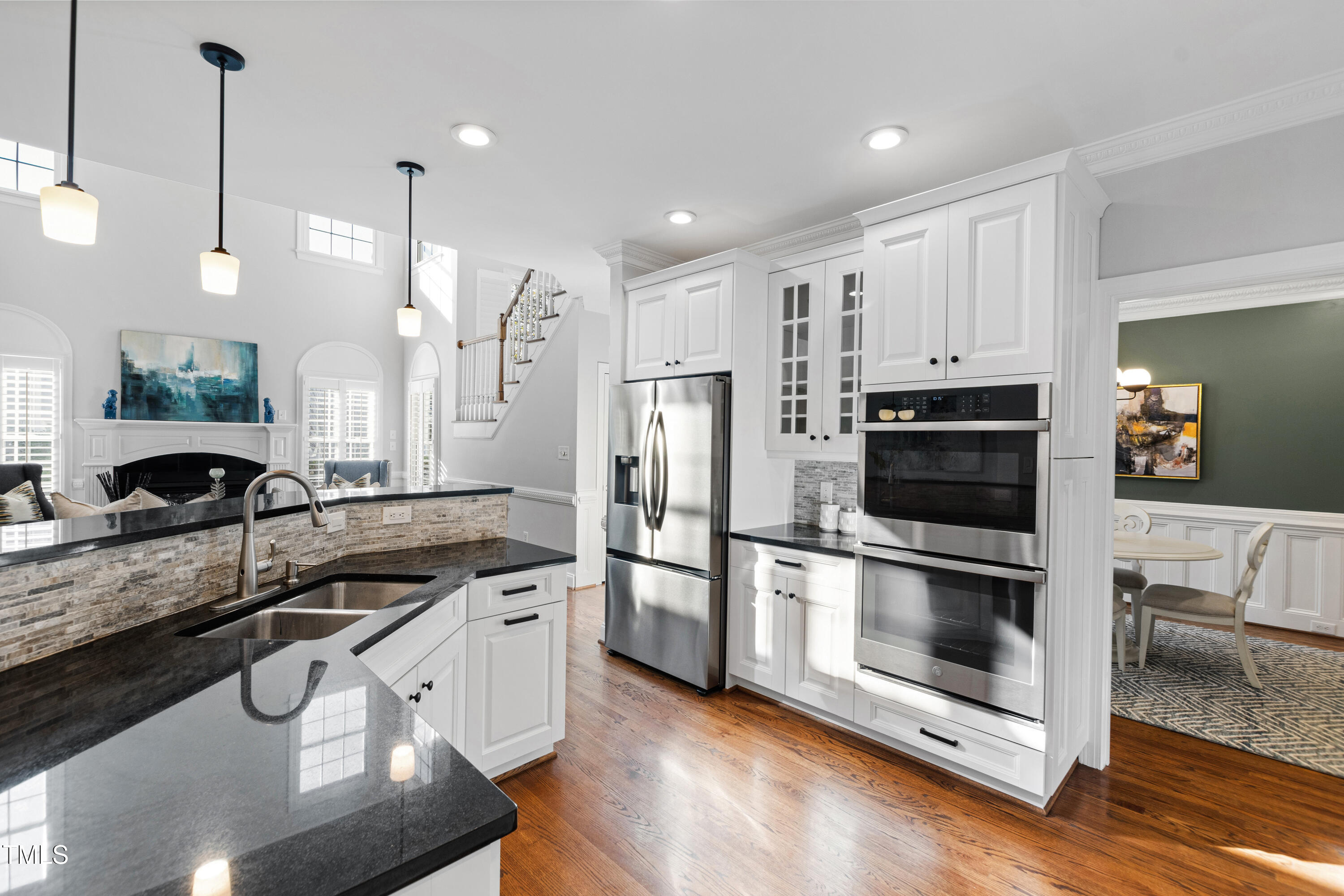 4213 Falls River Avenue