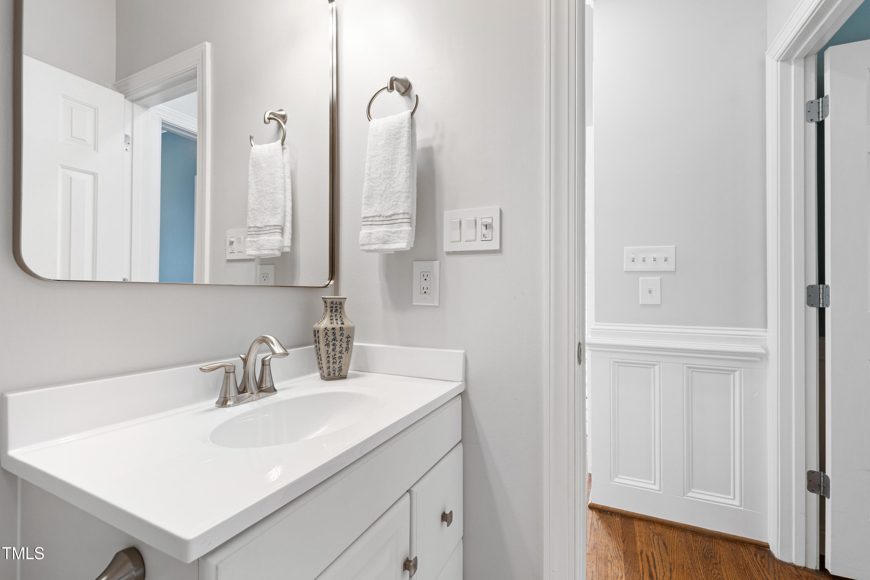 4213 Falls River Avenue