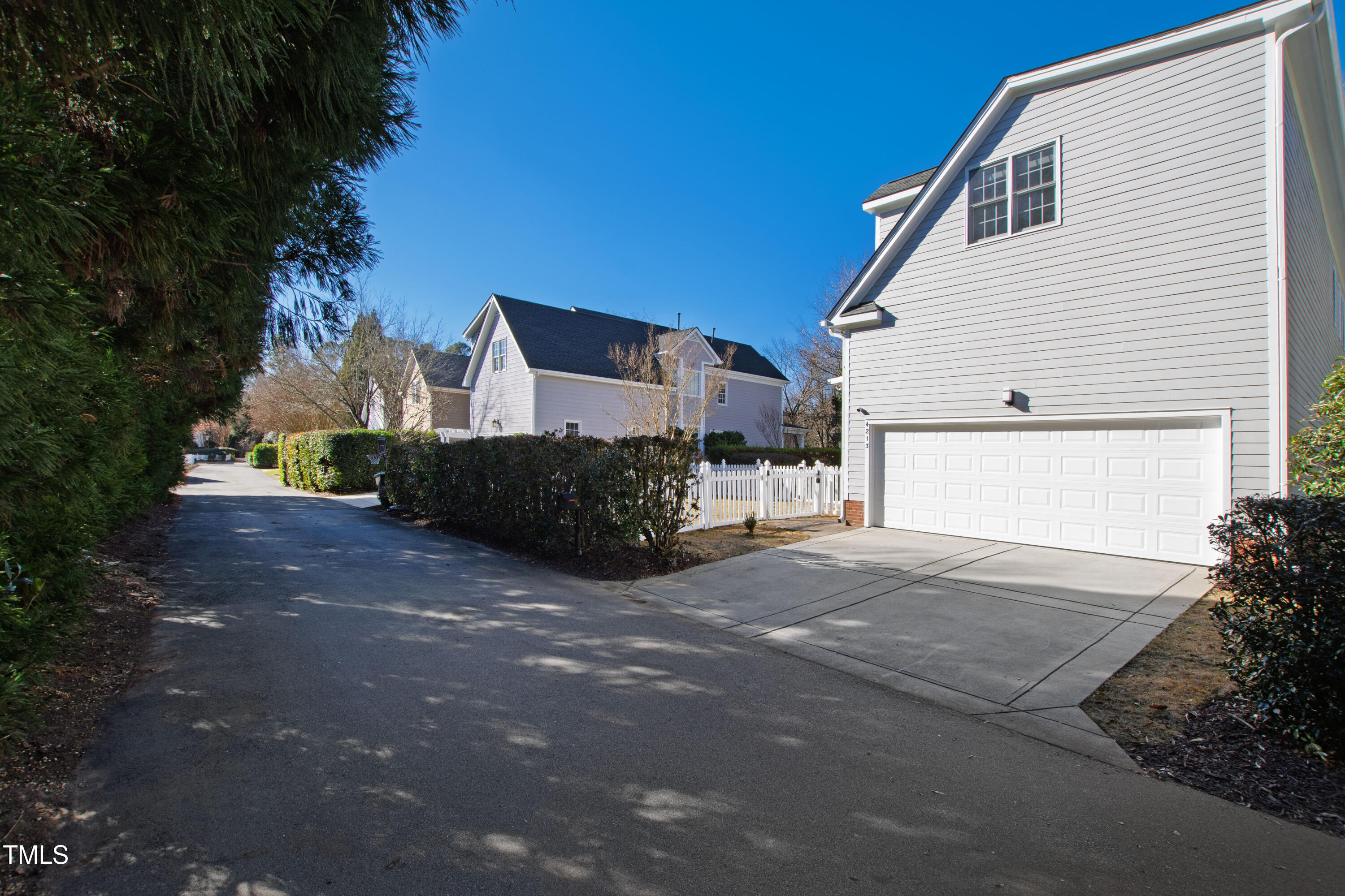 4213 Falls River Avenue