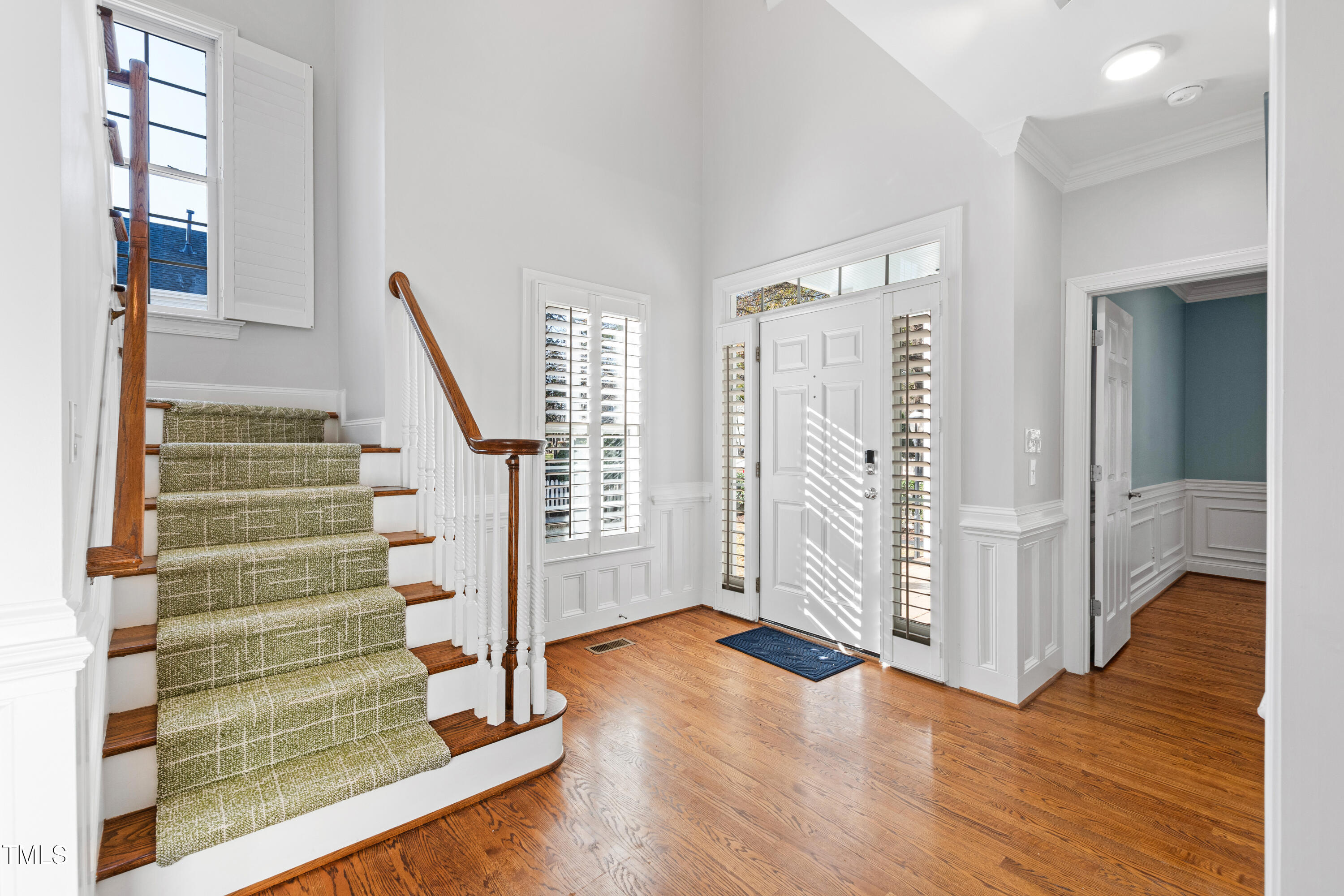 4213 Falls River Avenue