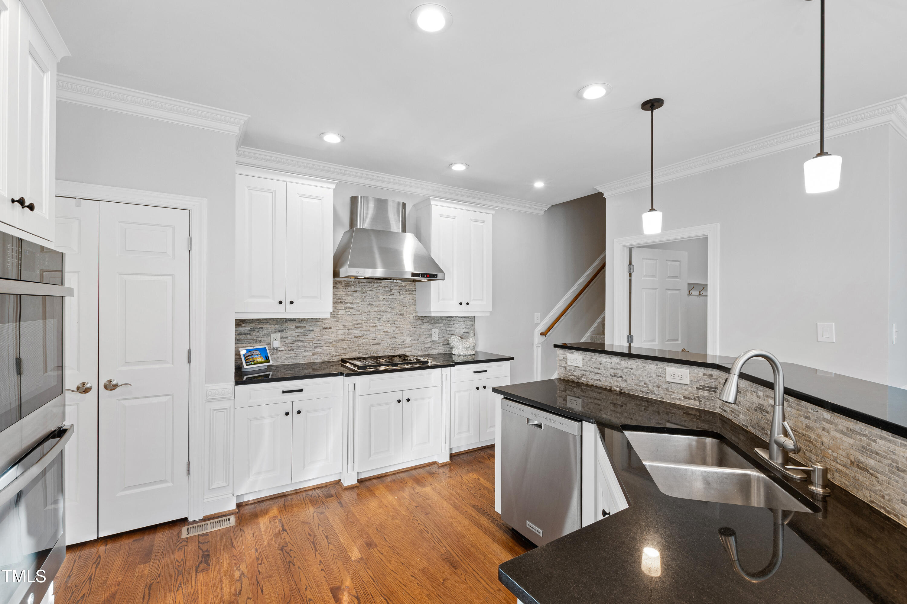 4213 Falls River Avenue