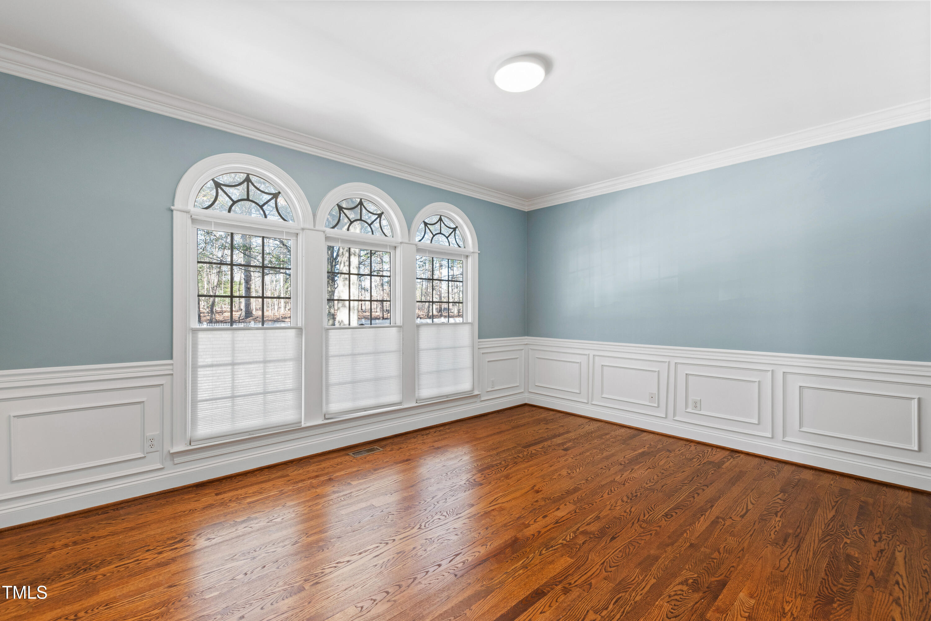 4213 Falls River Avenue