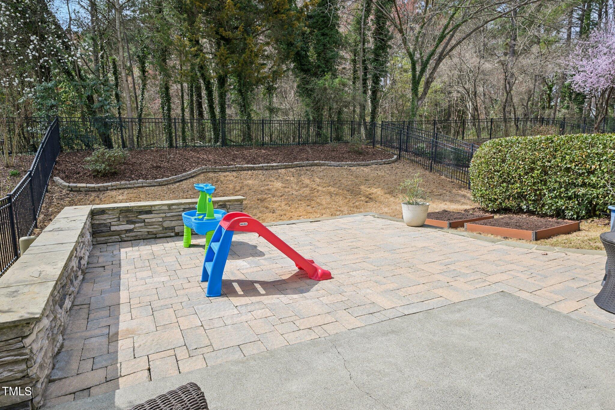 3929 Glenlake Garden Drive