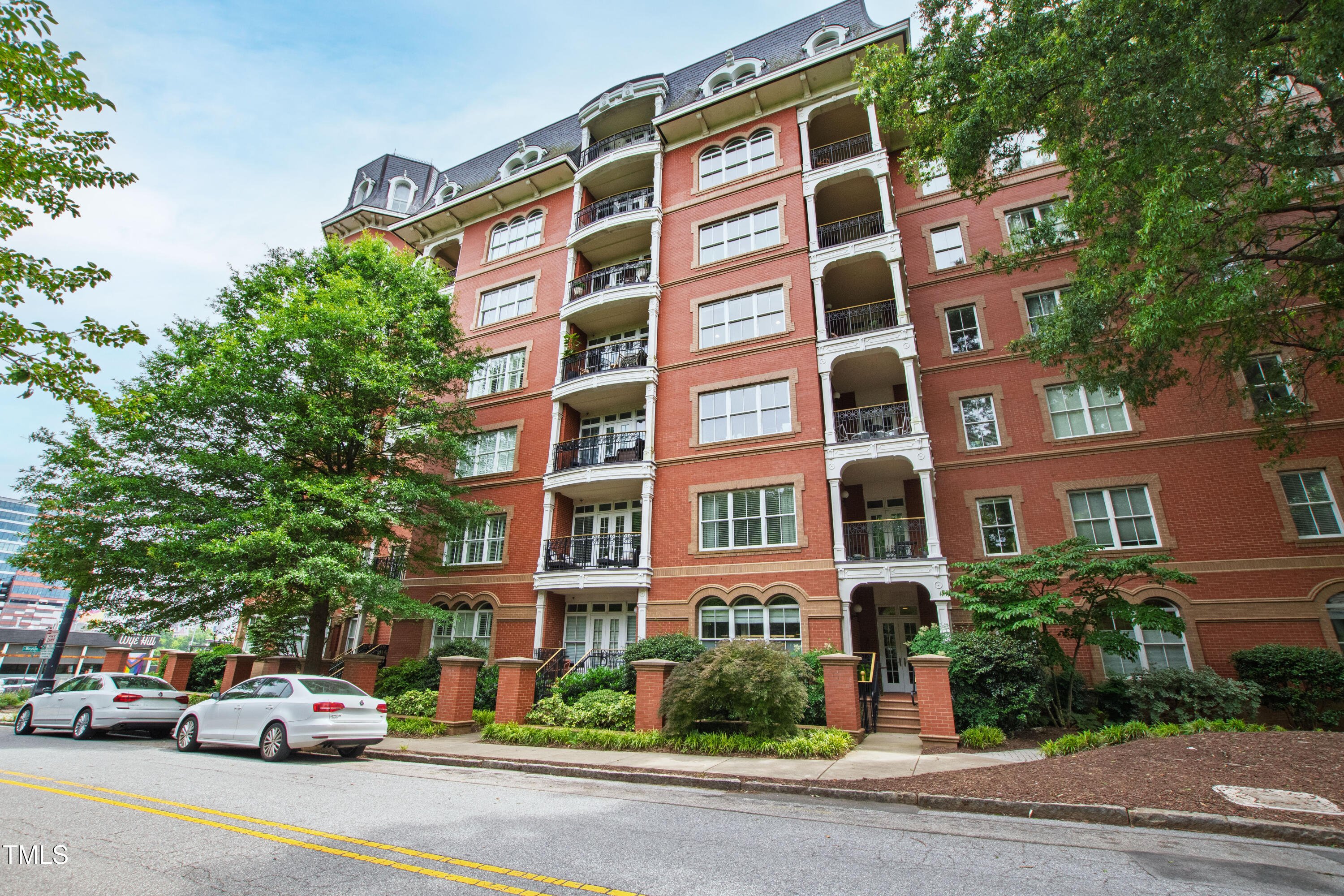 710 Independence Place # 103