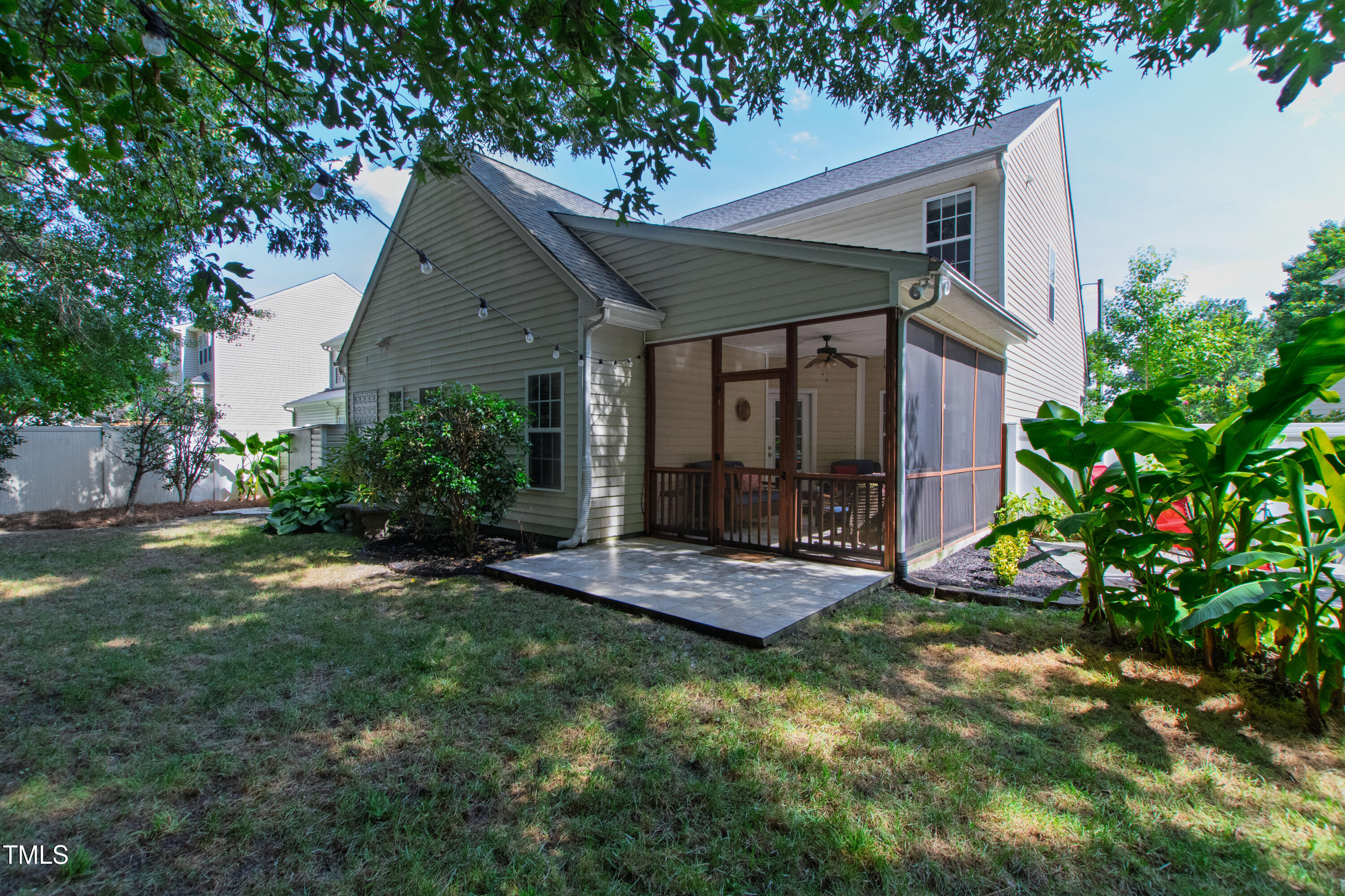 8205 Rolling Glenn Drive
