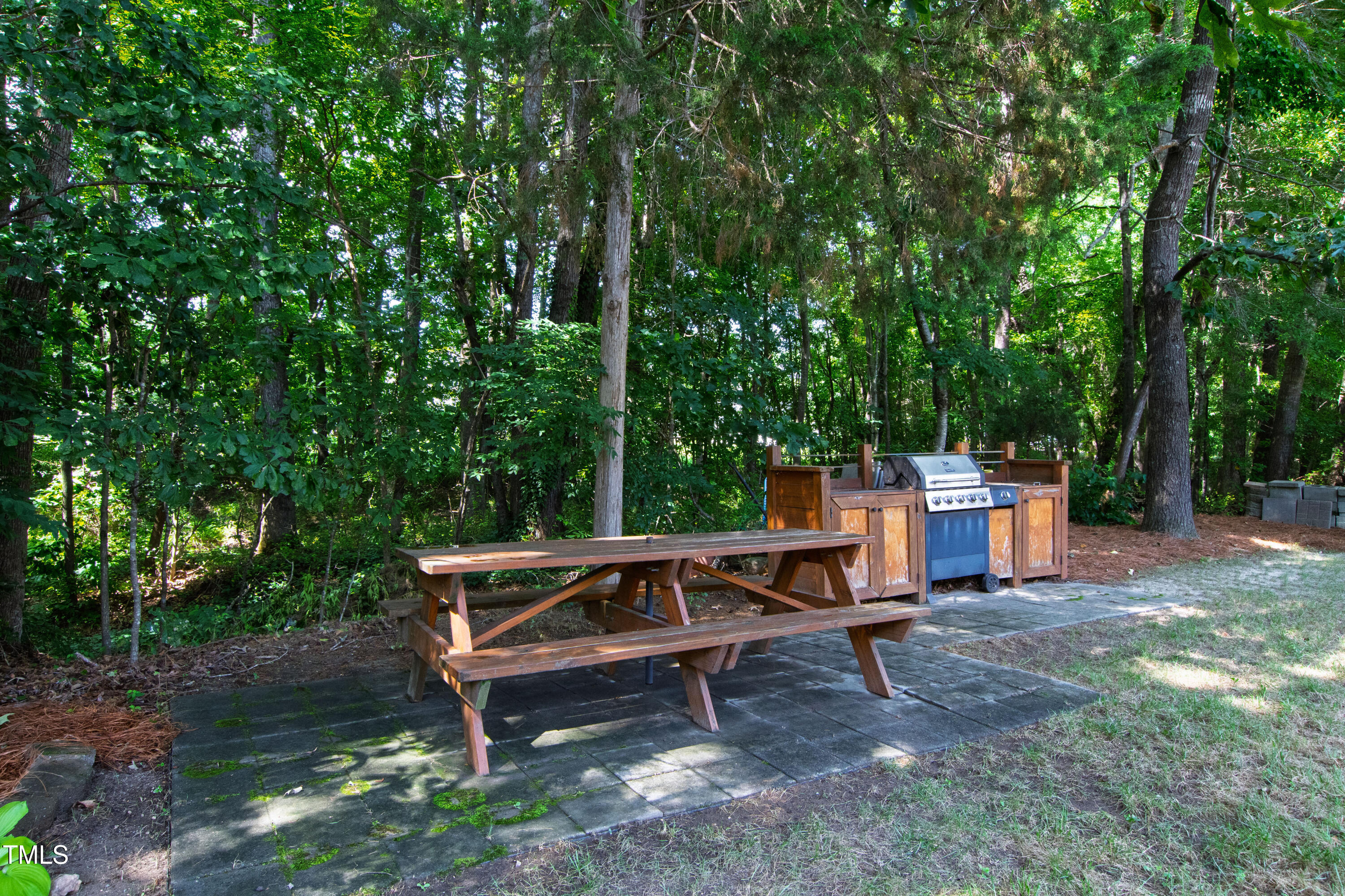 8205 Rolling Glenn Drive