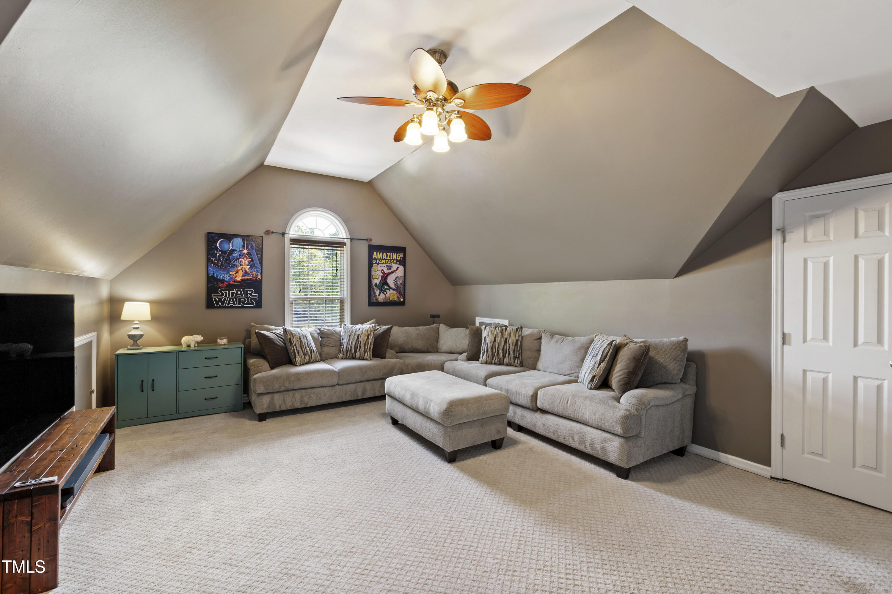 8205 Rolling Glenn Drive