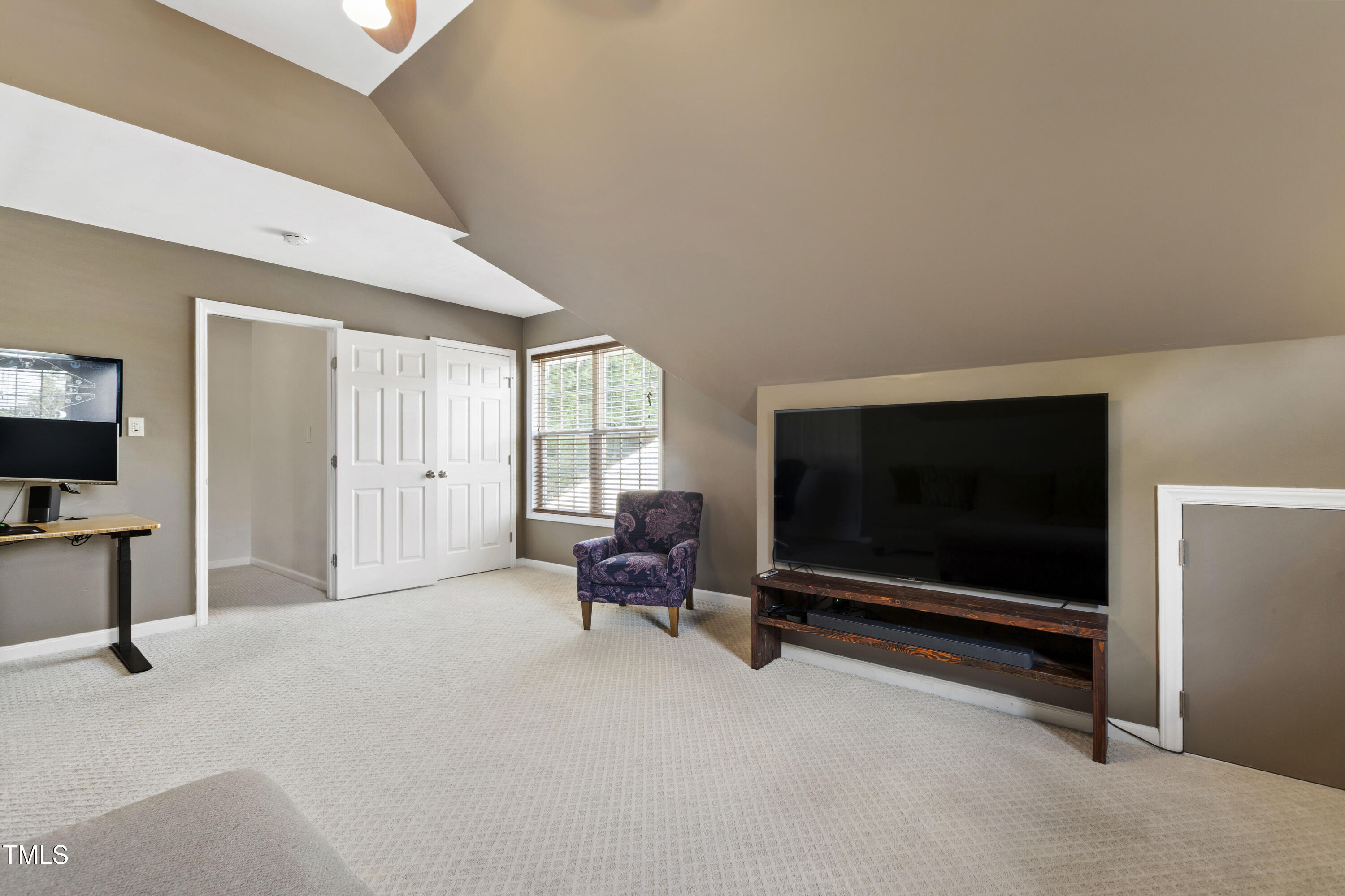 8205 Rolling Glenn Drive