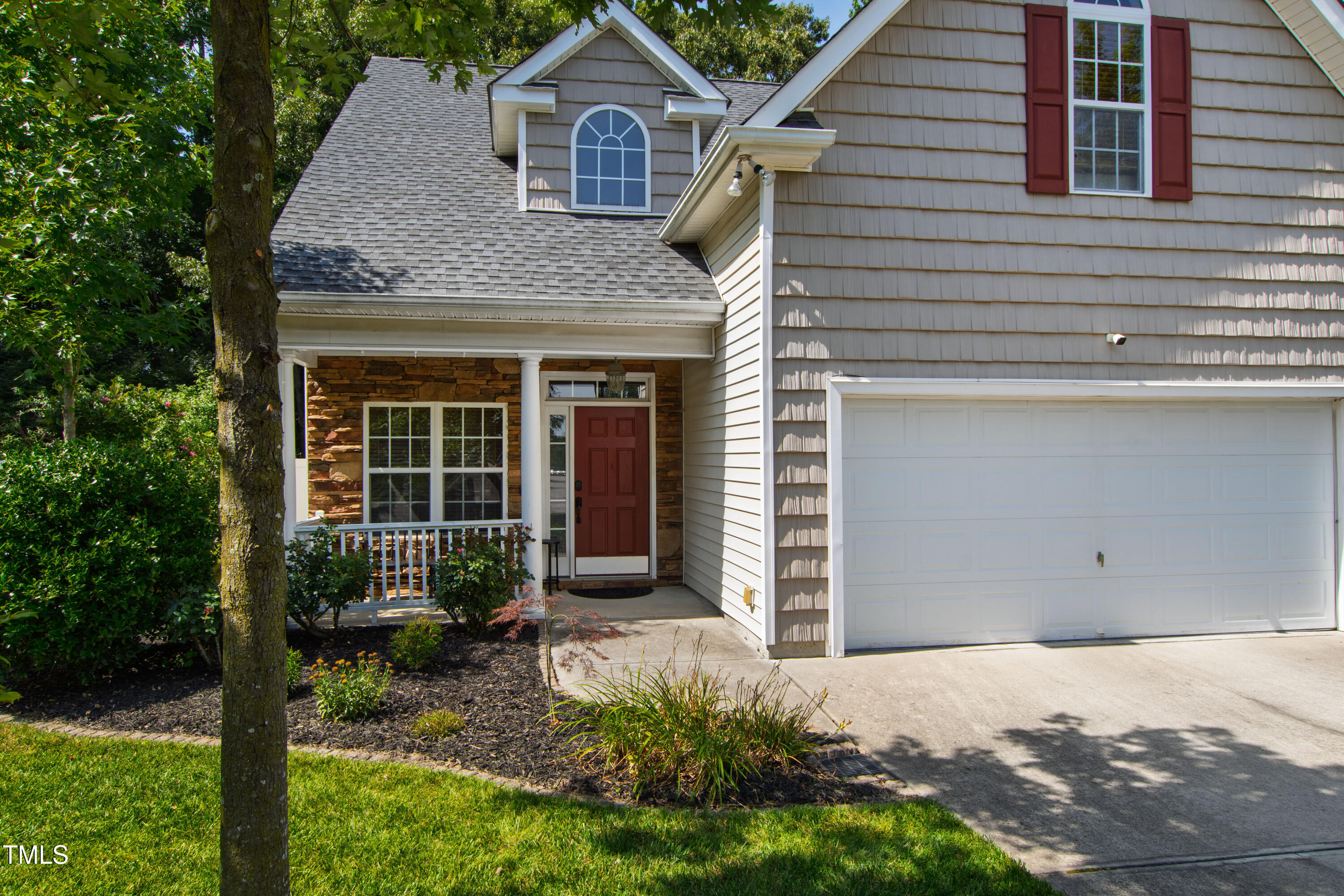 8205 Rolling Glenn Drive