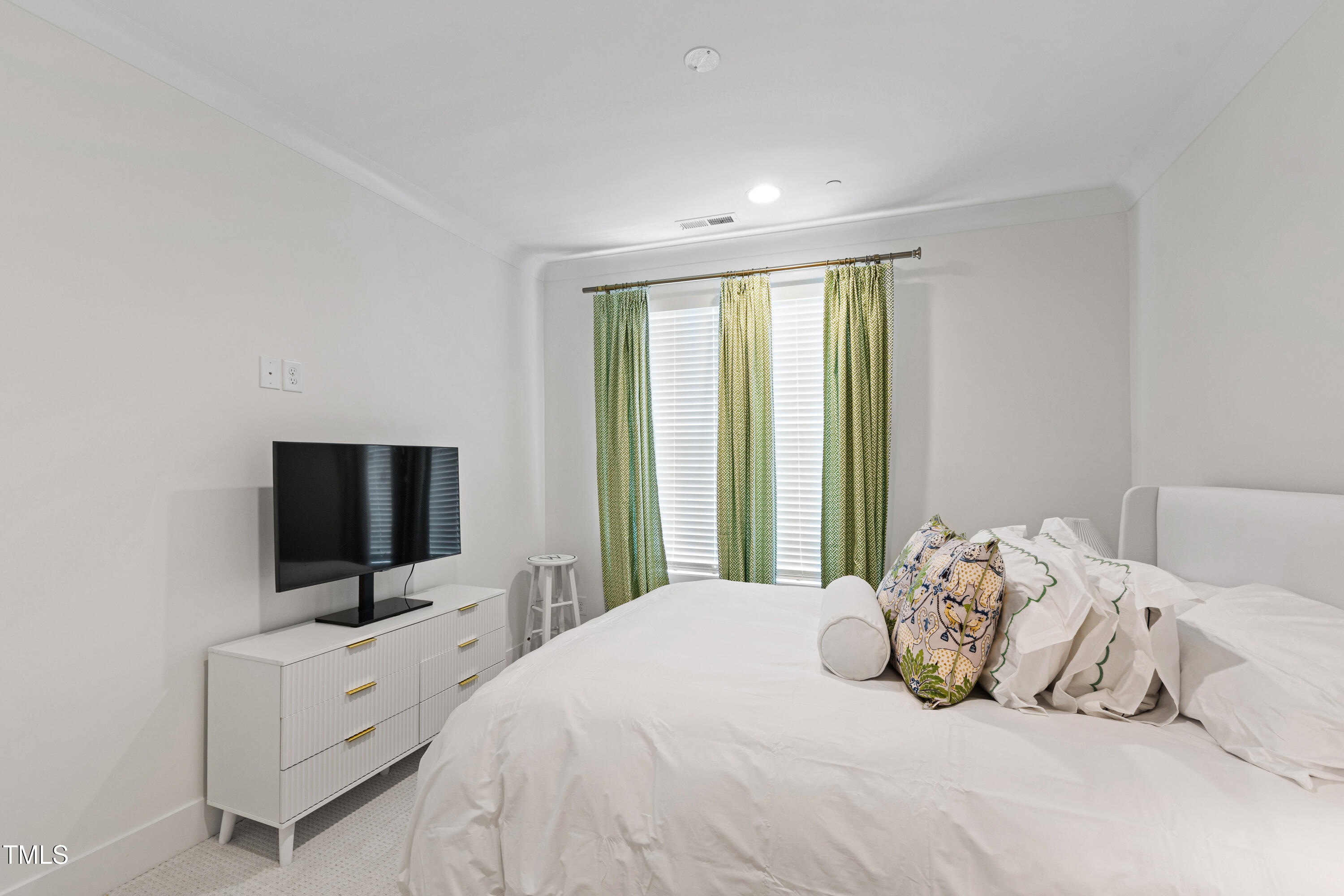 810 Maple Berry Lane # 104