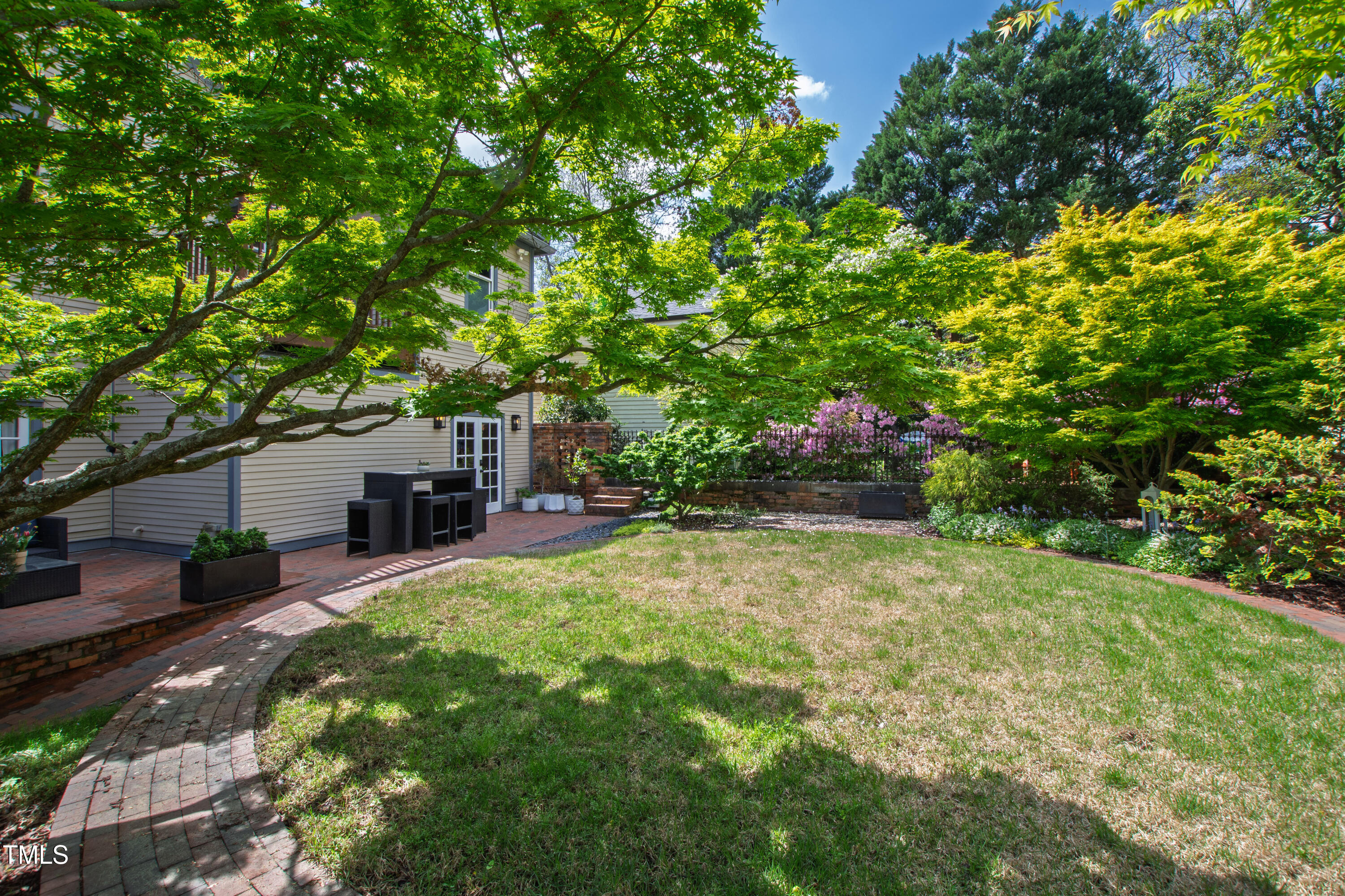 315 Oakwood Avenue