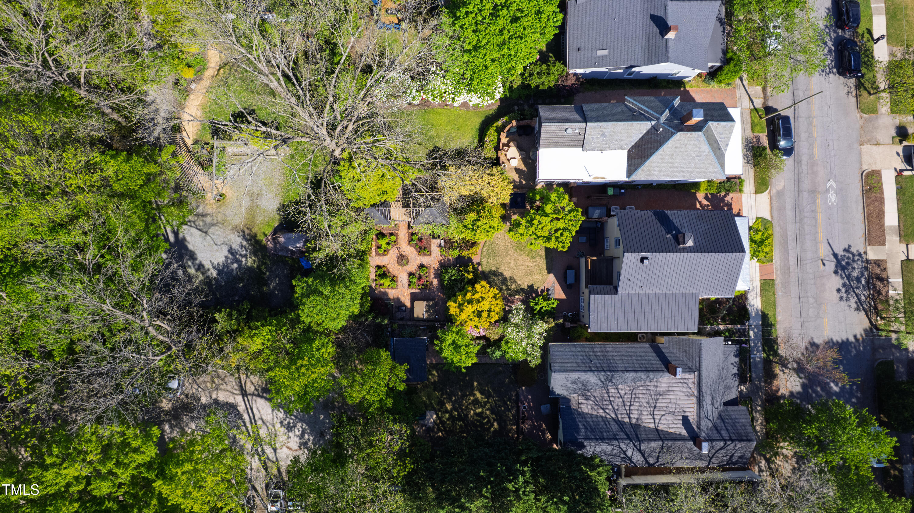 315 Oakwood Avenue