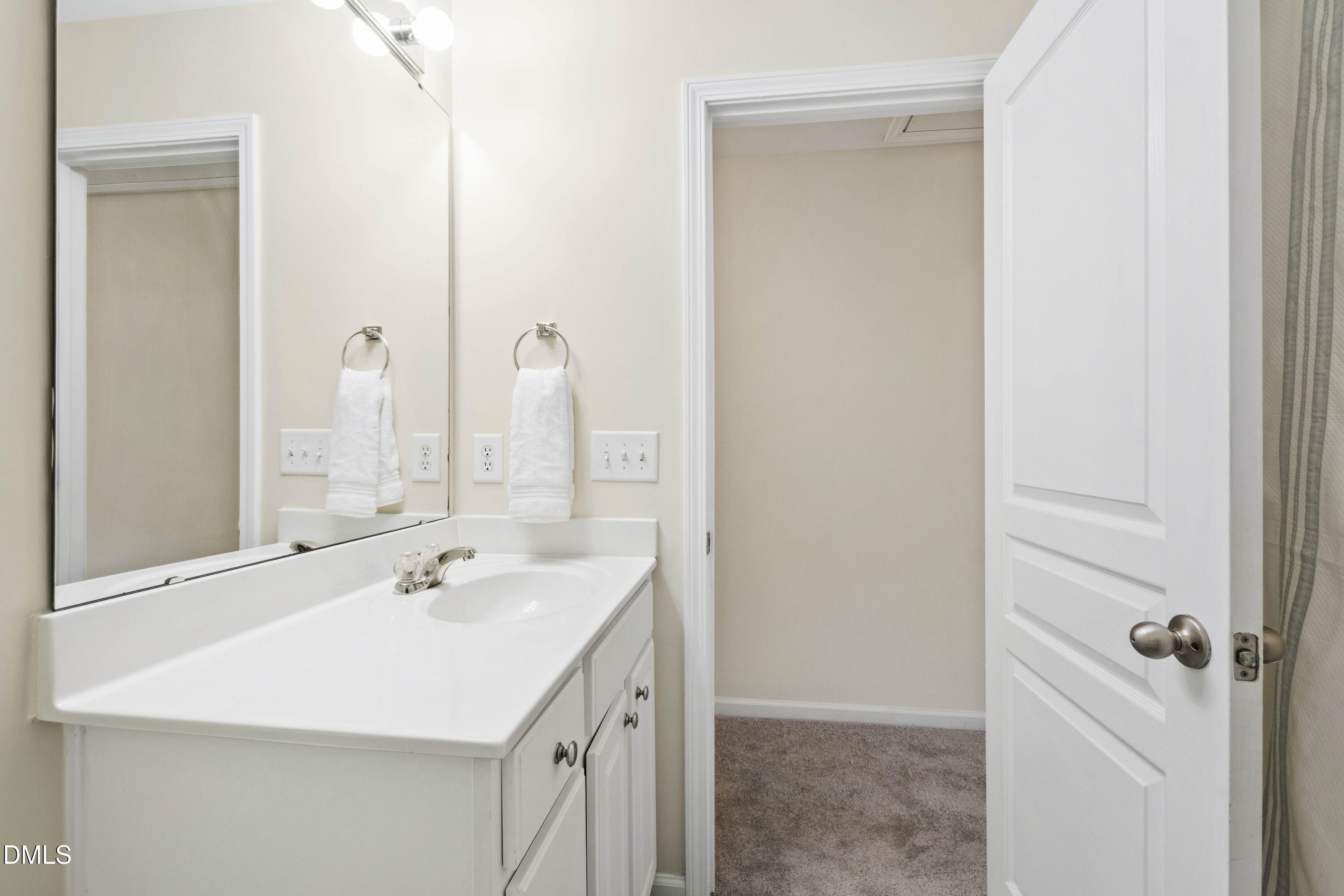 5133 Lady Of The Lake Drive