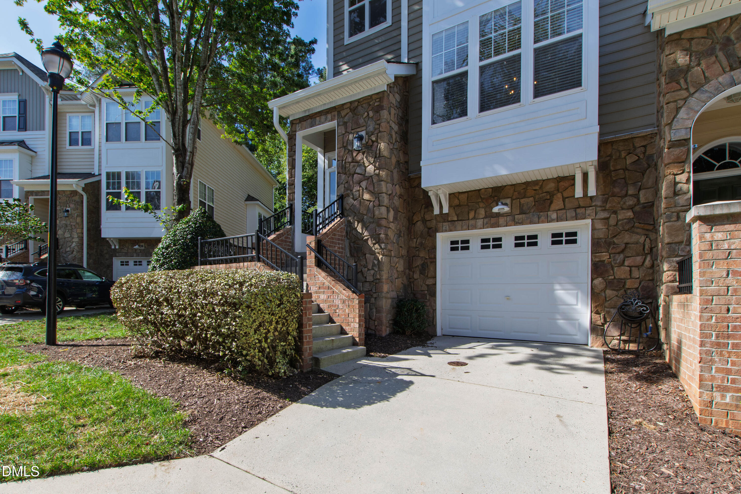 5133 Lady Of The Lake Drive