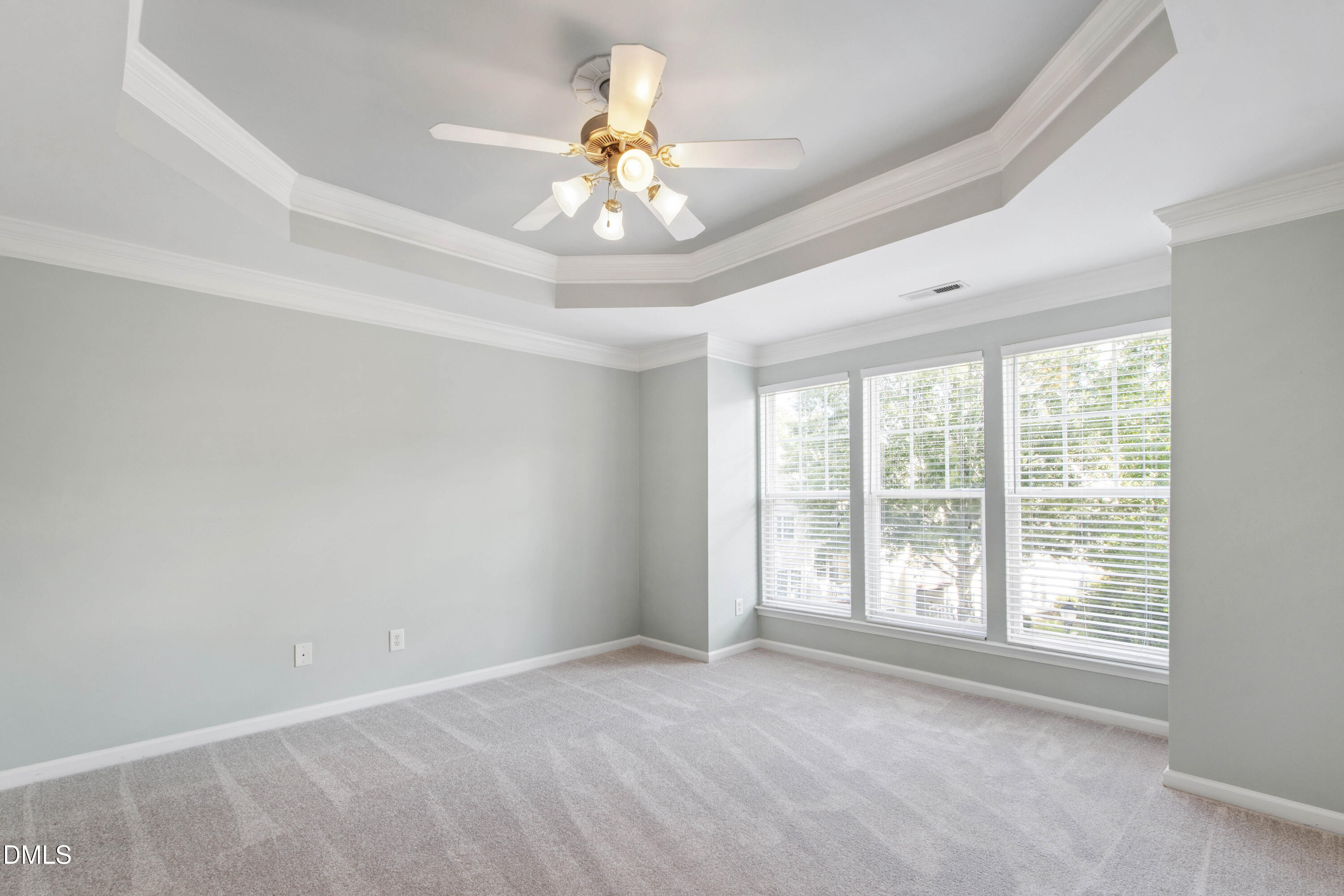 5133 Lady Of The Lake Drive