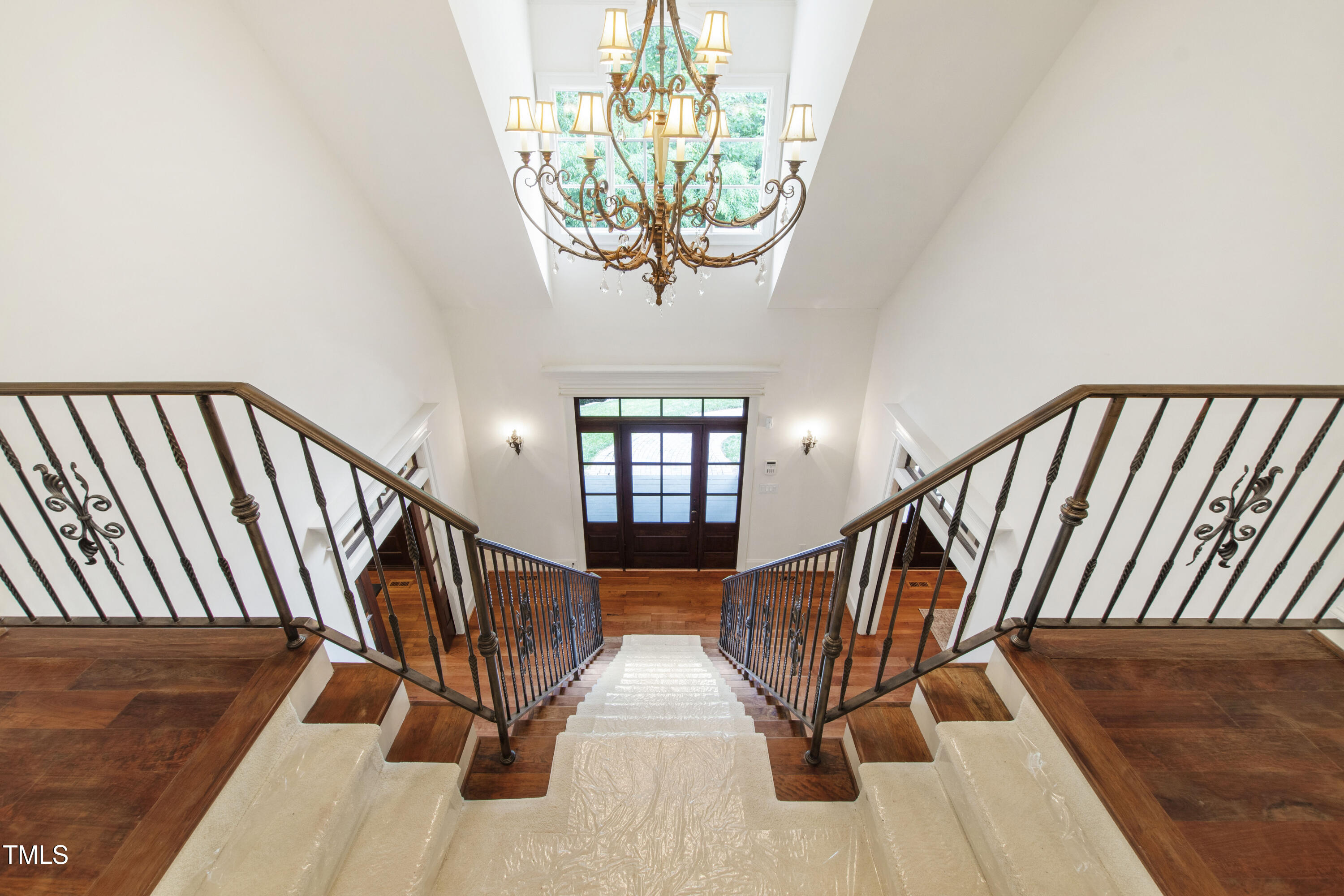 131 Lavinia Lane
