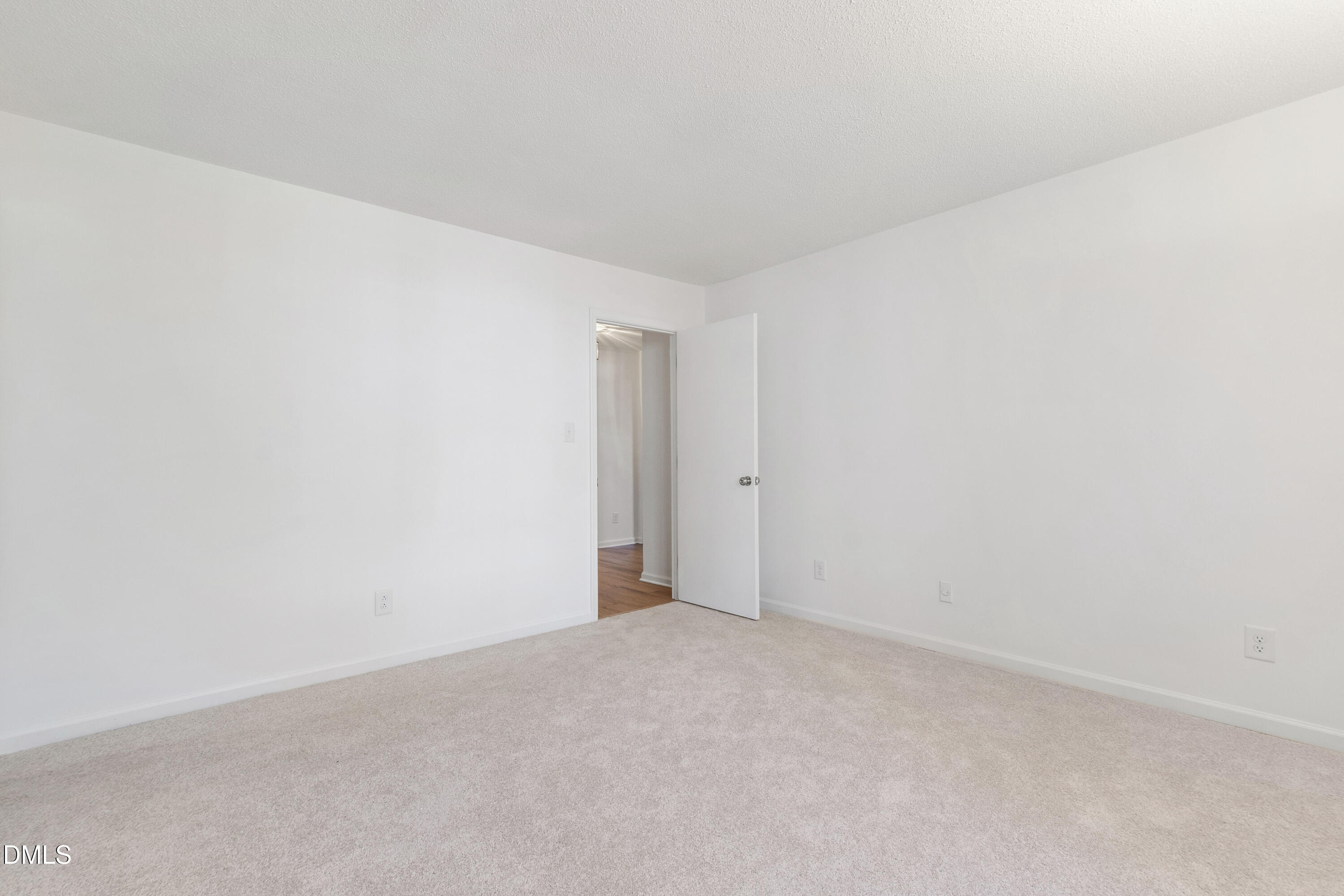 2765 Rue Sans Famille