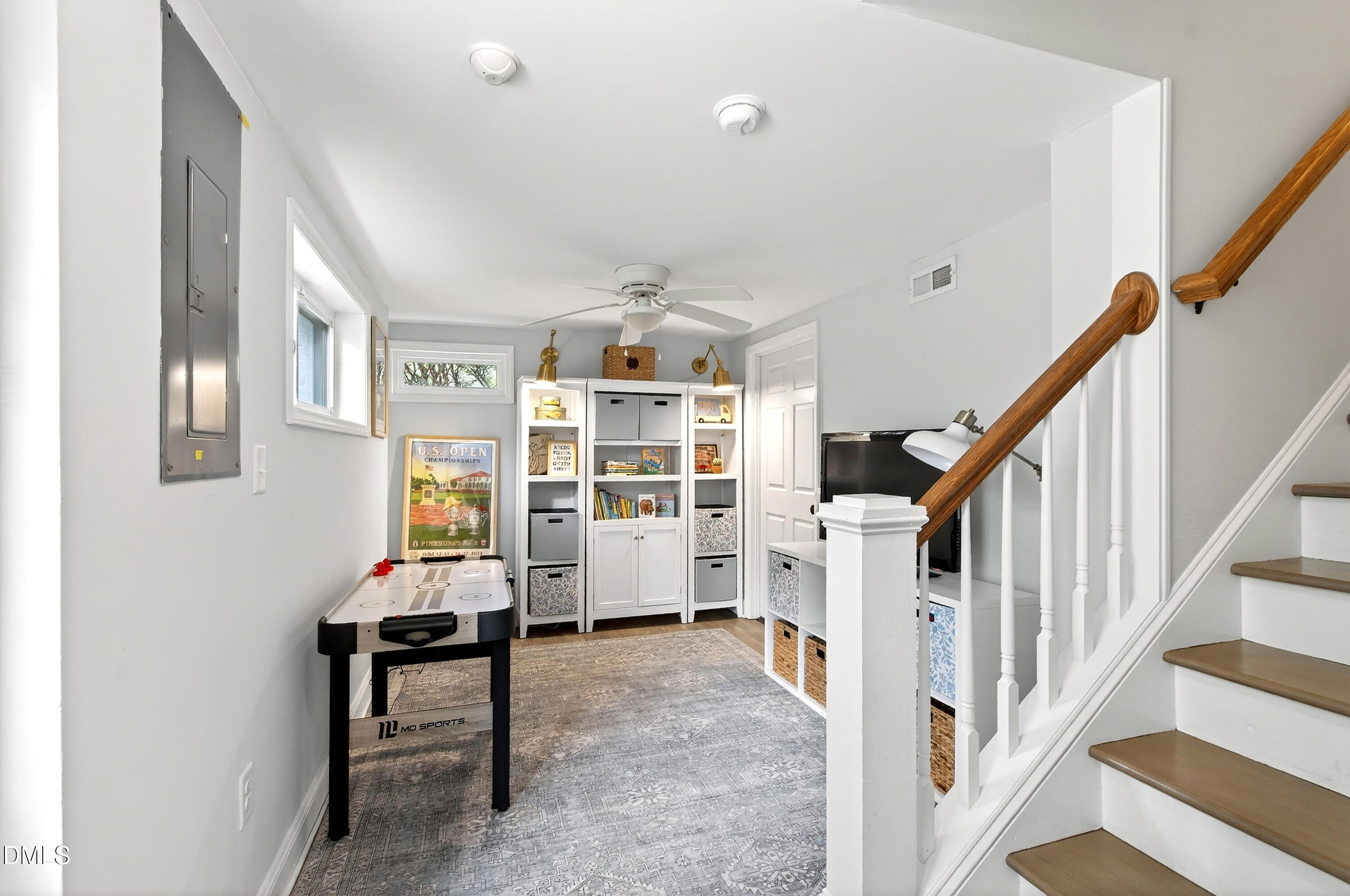 1205 Canterbury Road