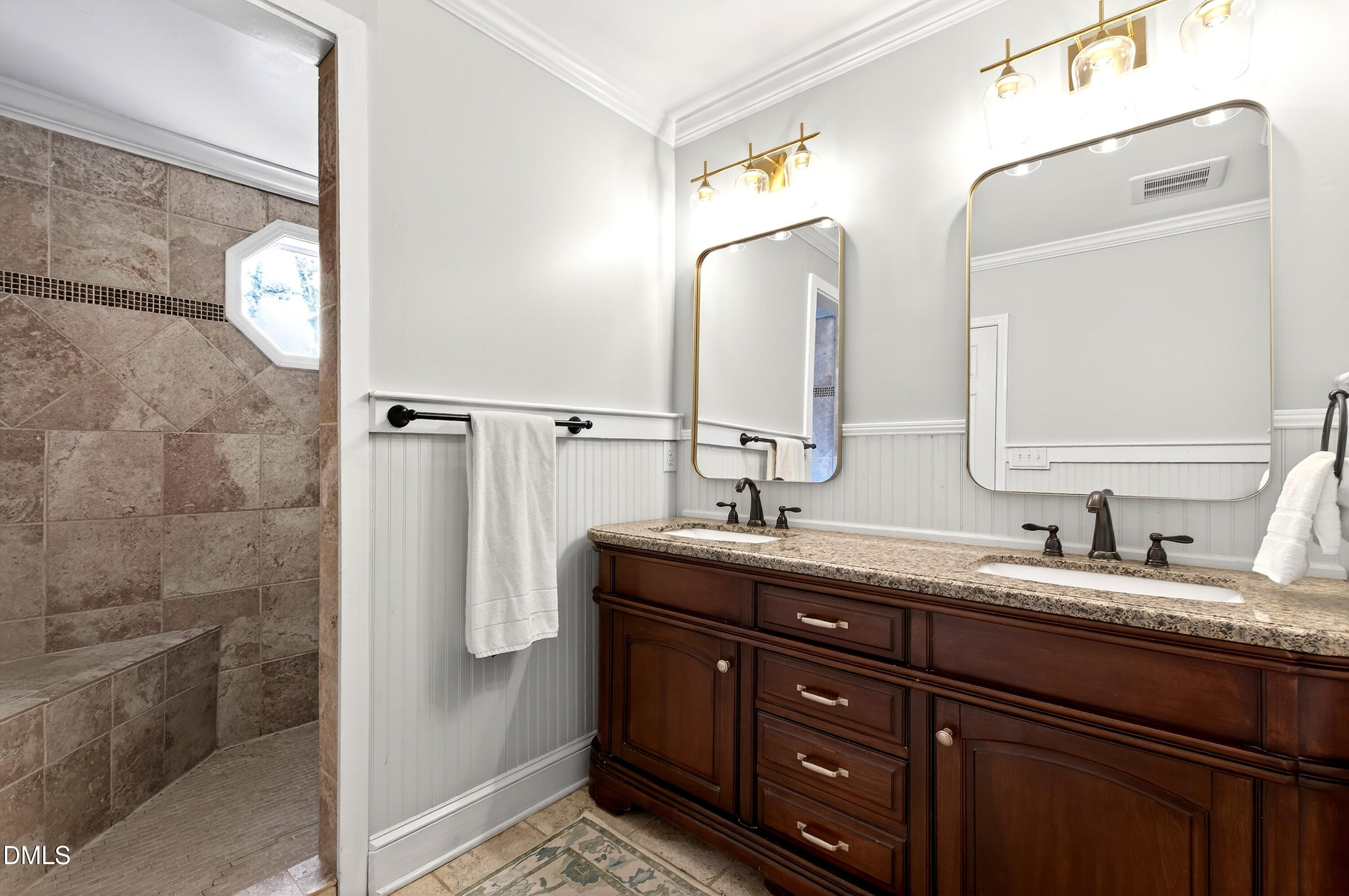 1205 Canterbury Road