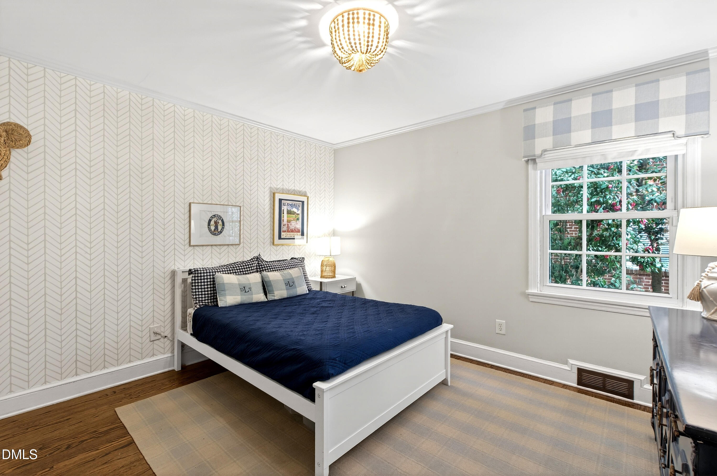 1205 Canterbury Road