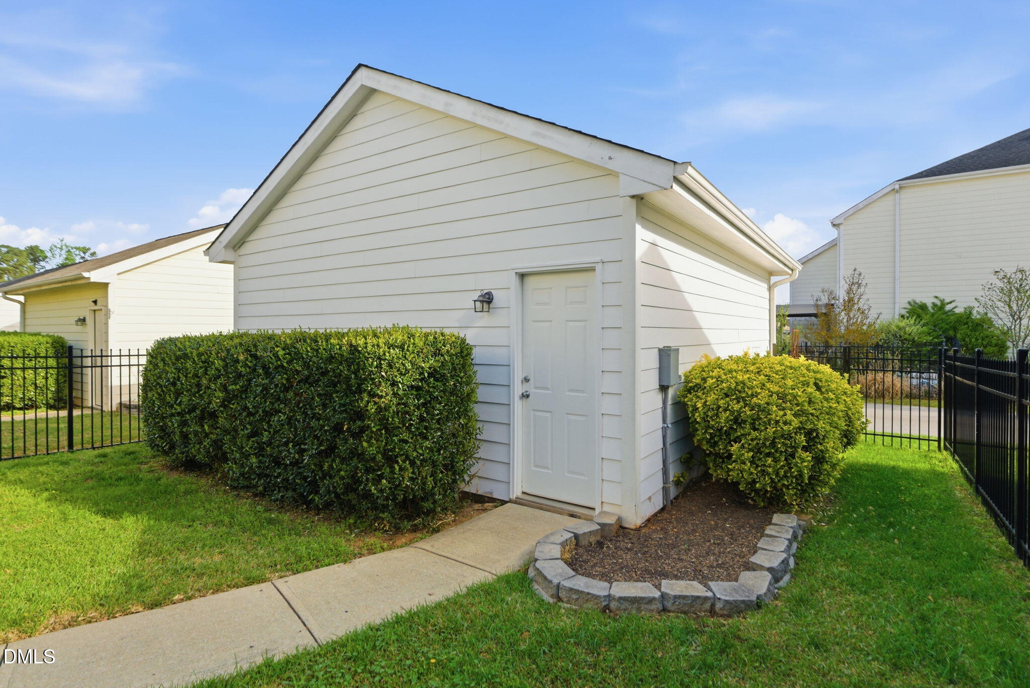 804 Historian Street