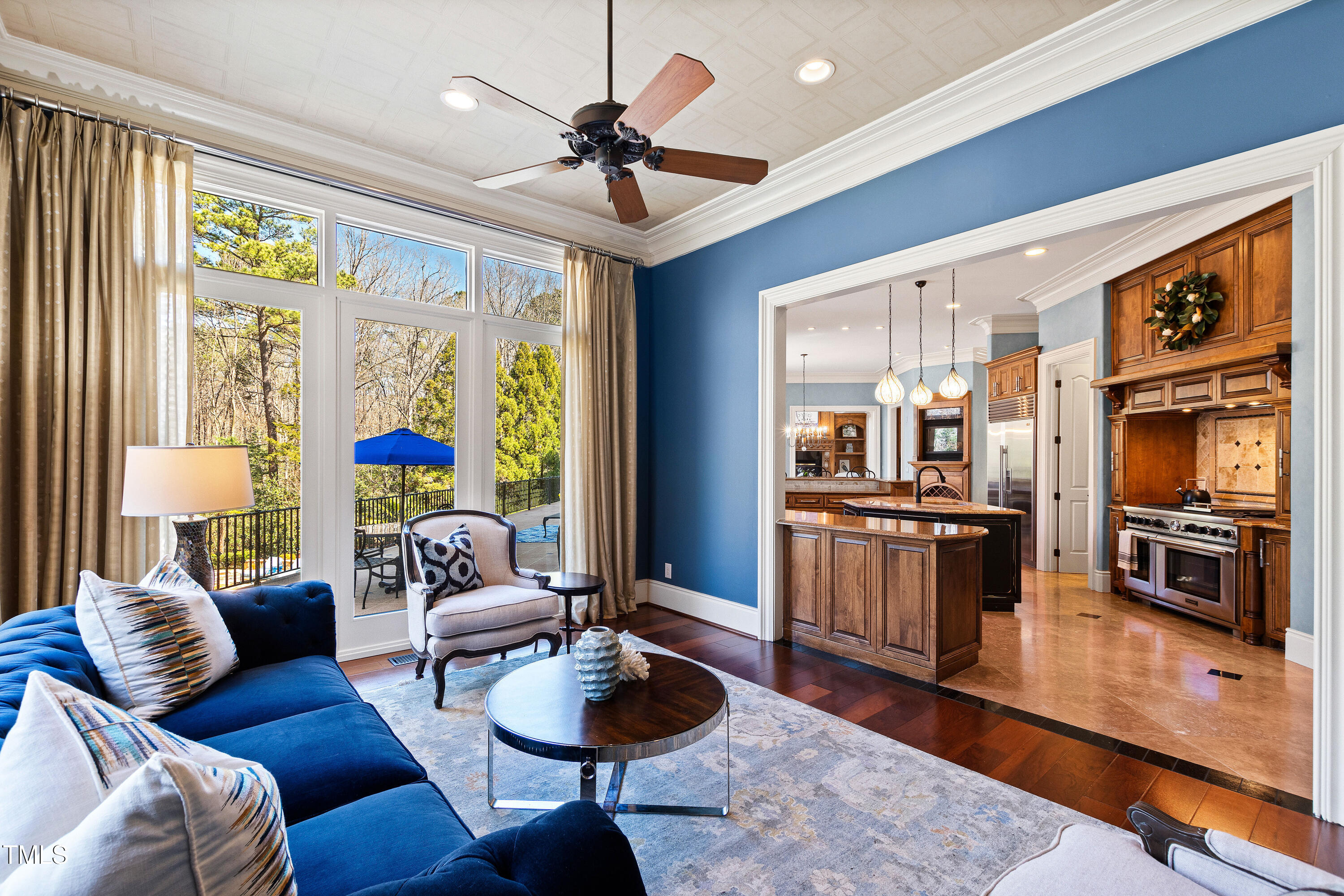 2421 Acanthus Drive