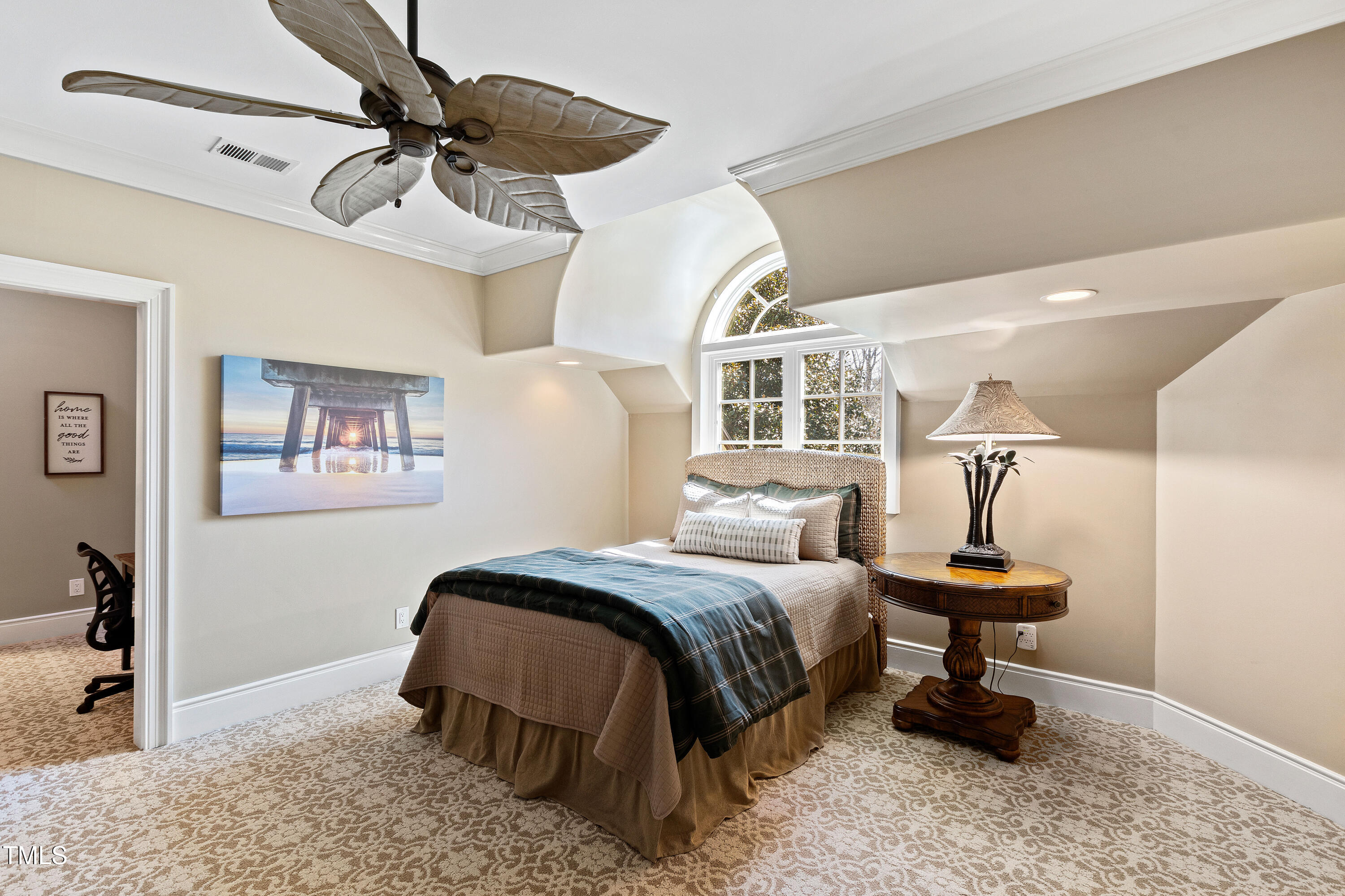 2421 Acanthus Drive