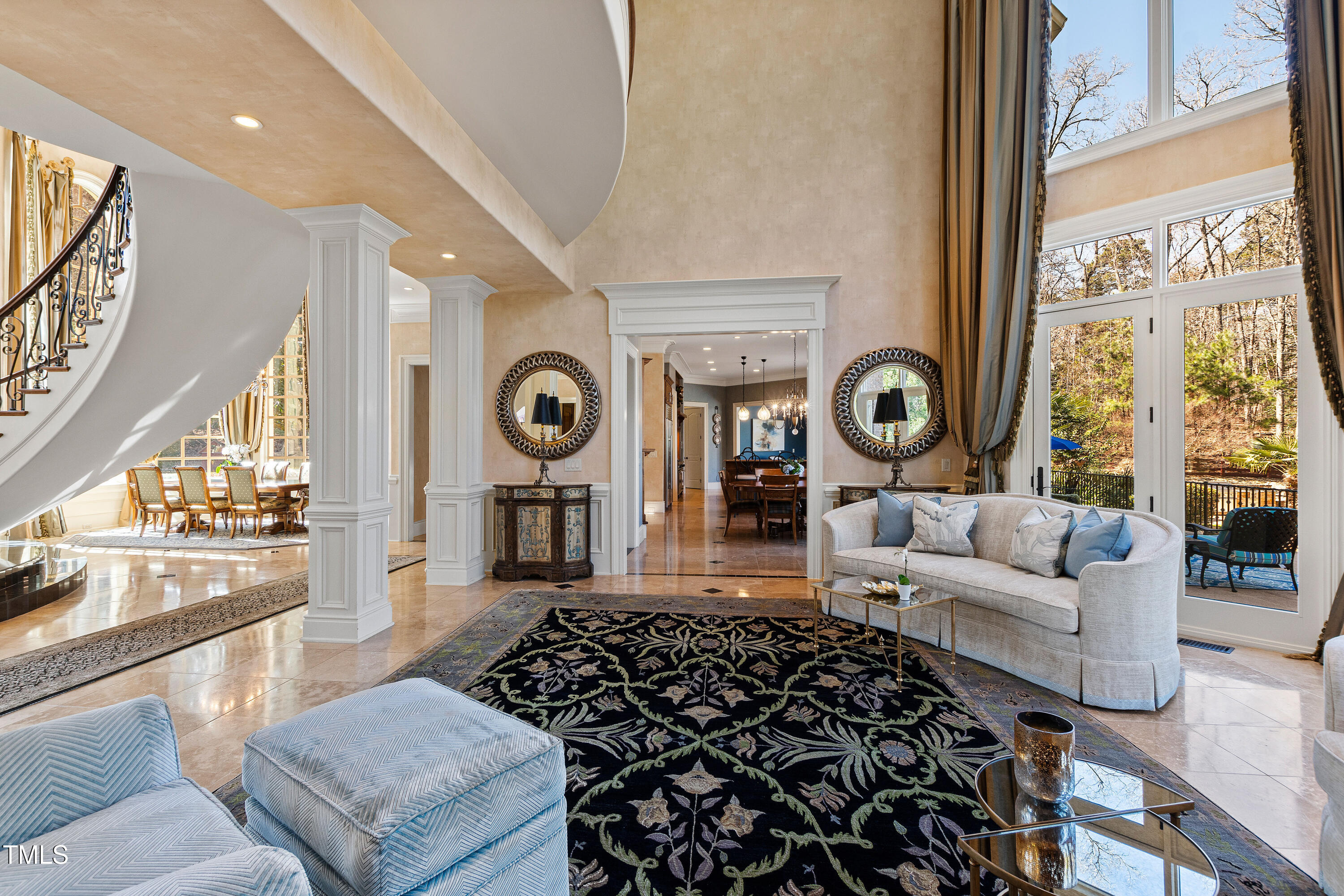 2421 Acanthus Drive