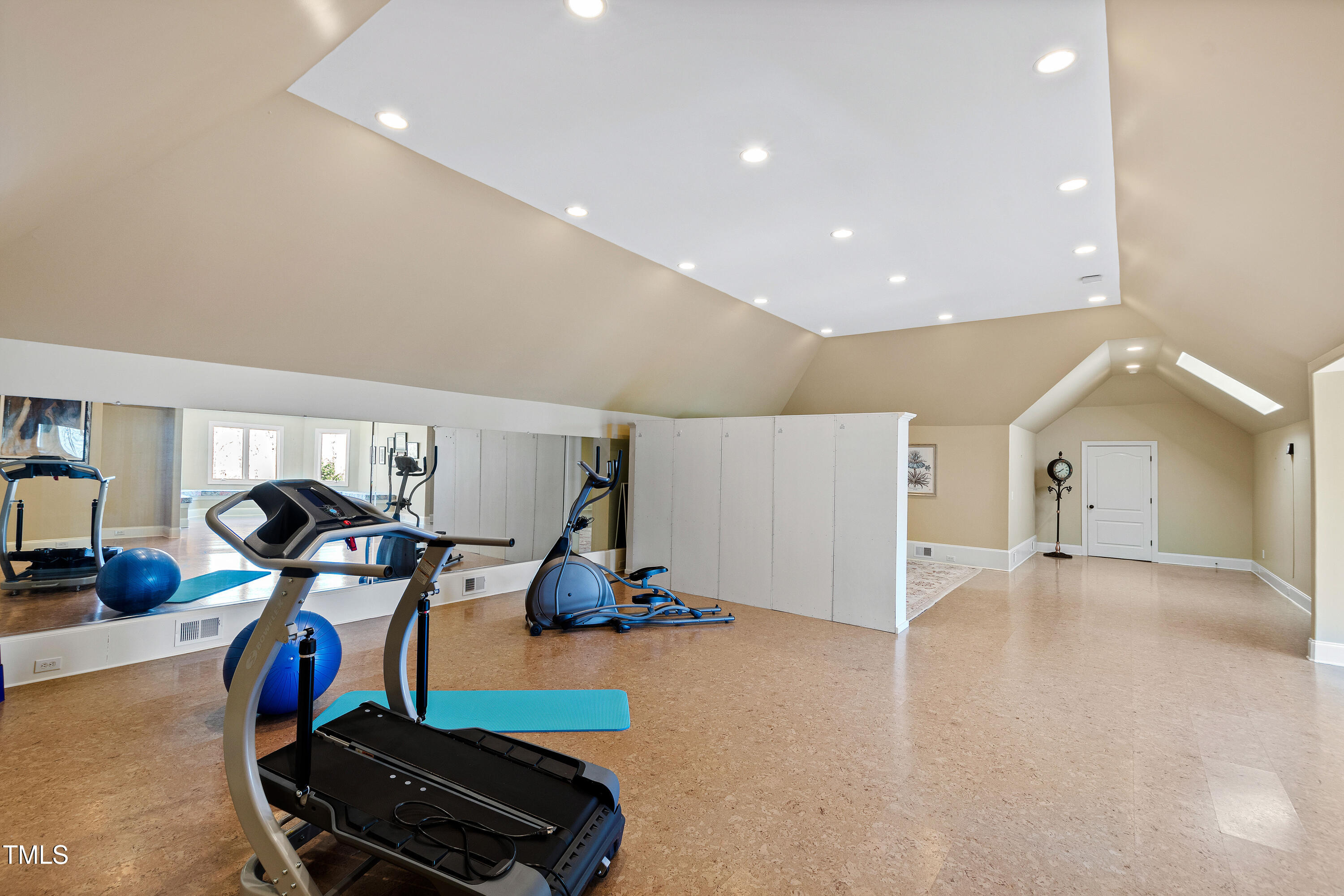 2421 Acanthus Drive